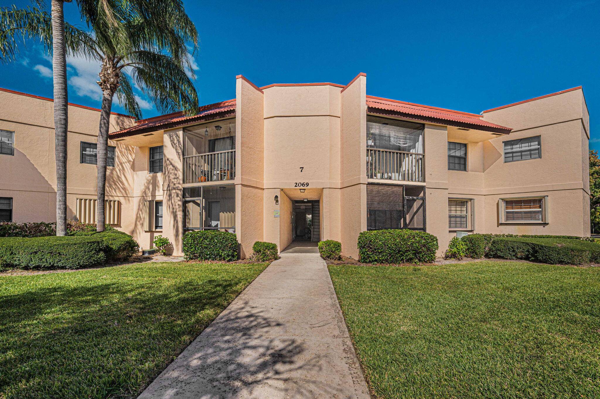 Jensen Beach, FL 34957,2069 NE Collins CIR 740