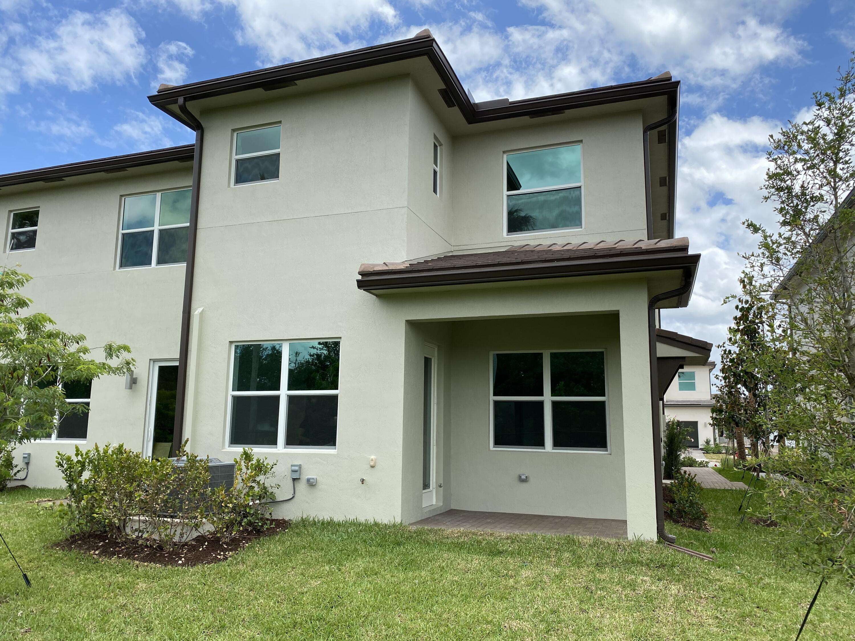 Lake Worth, FL 33467,9001 Zevon CT