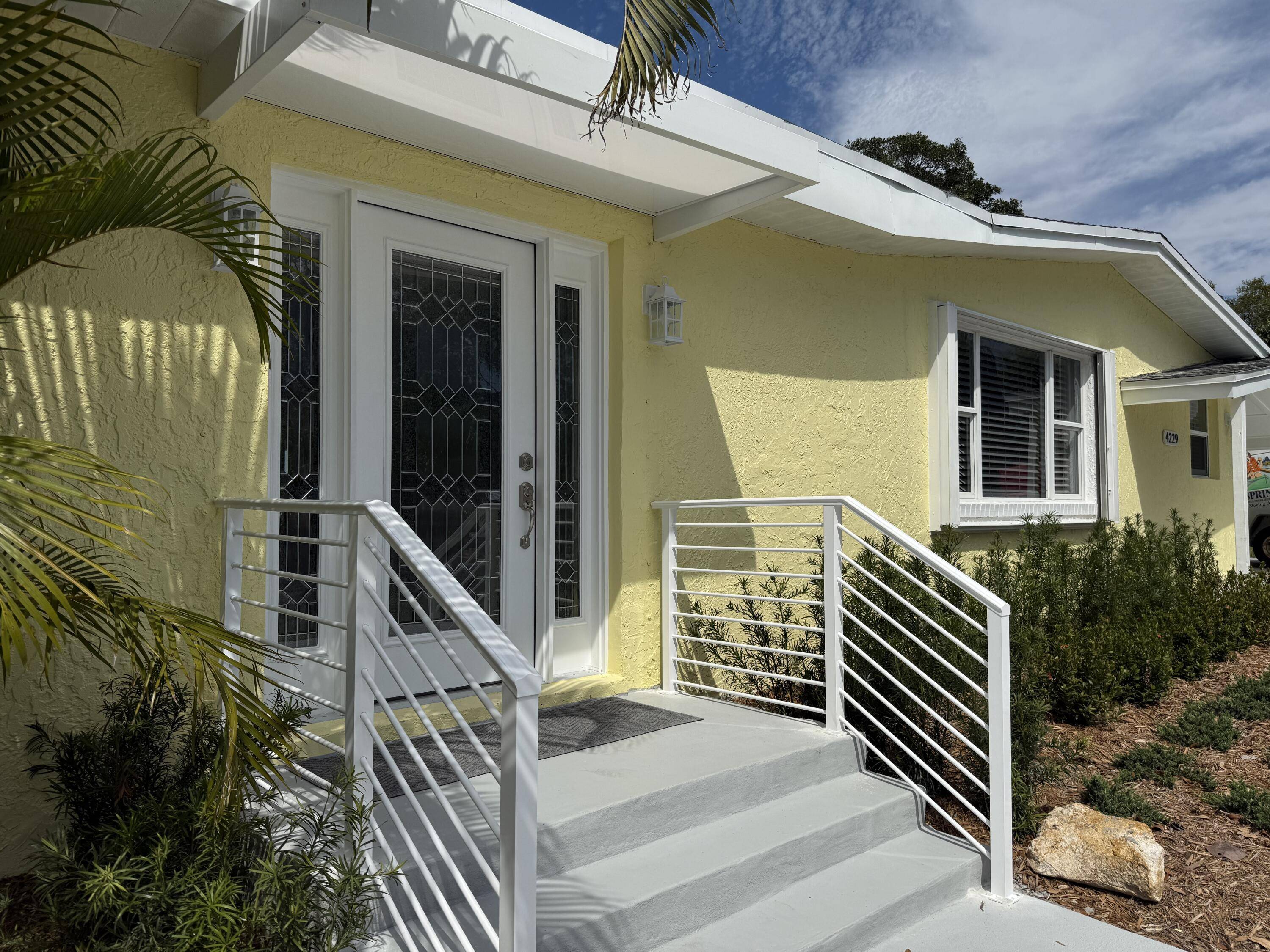 Stuart, FL 34997,4229 SE Palmetto ST