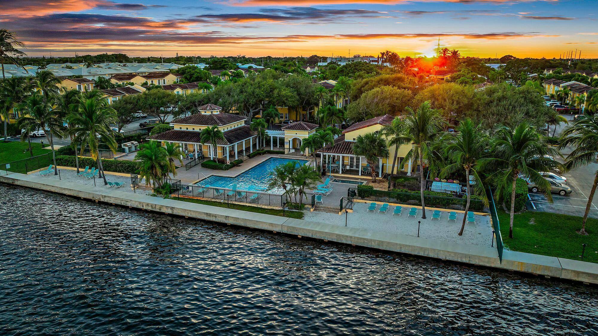 Lake Park, FL 33403,1045 Lake Shore DR 104