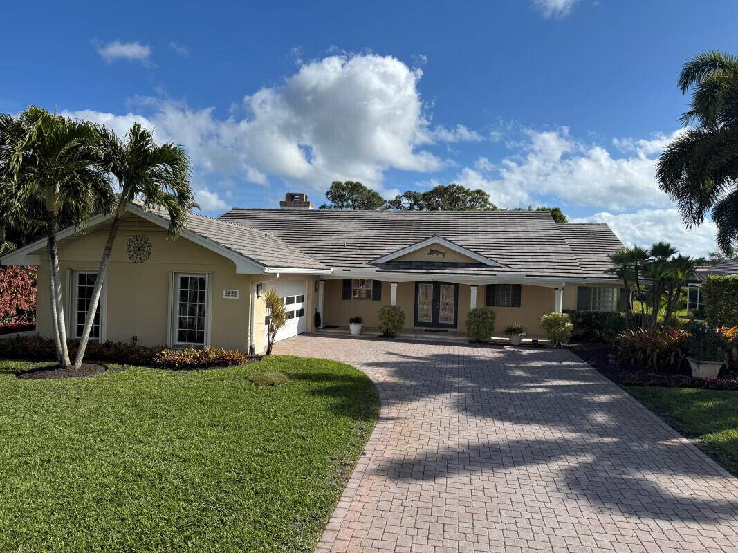 Stuart, FL 34997,3521 SE Clubhouse PL