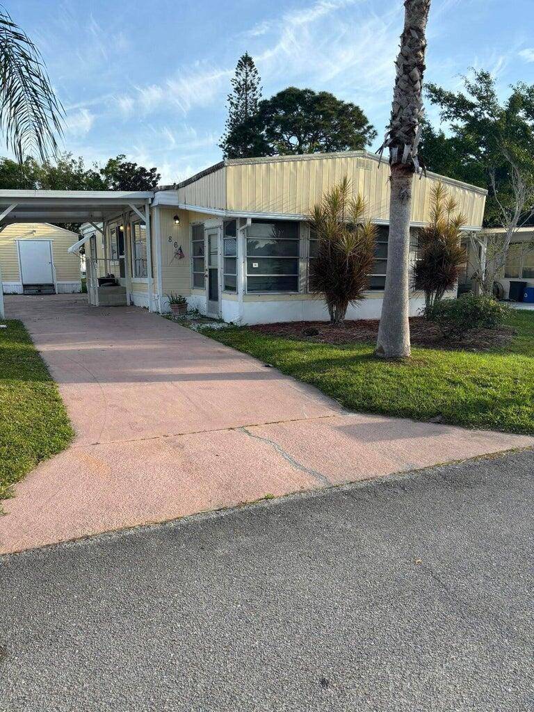 Port Saint Lucie, FL 34952,86 El Camino Real