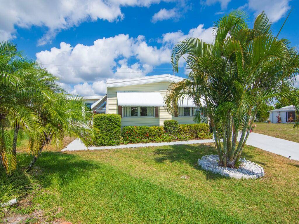 Jensen Beach, FL 34957,196 NE Emerald DR