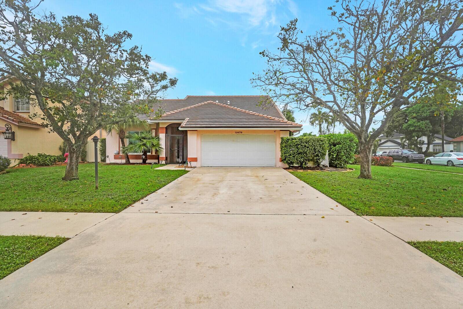 Wellington, FL 33414,12679 White Coral DR