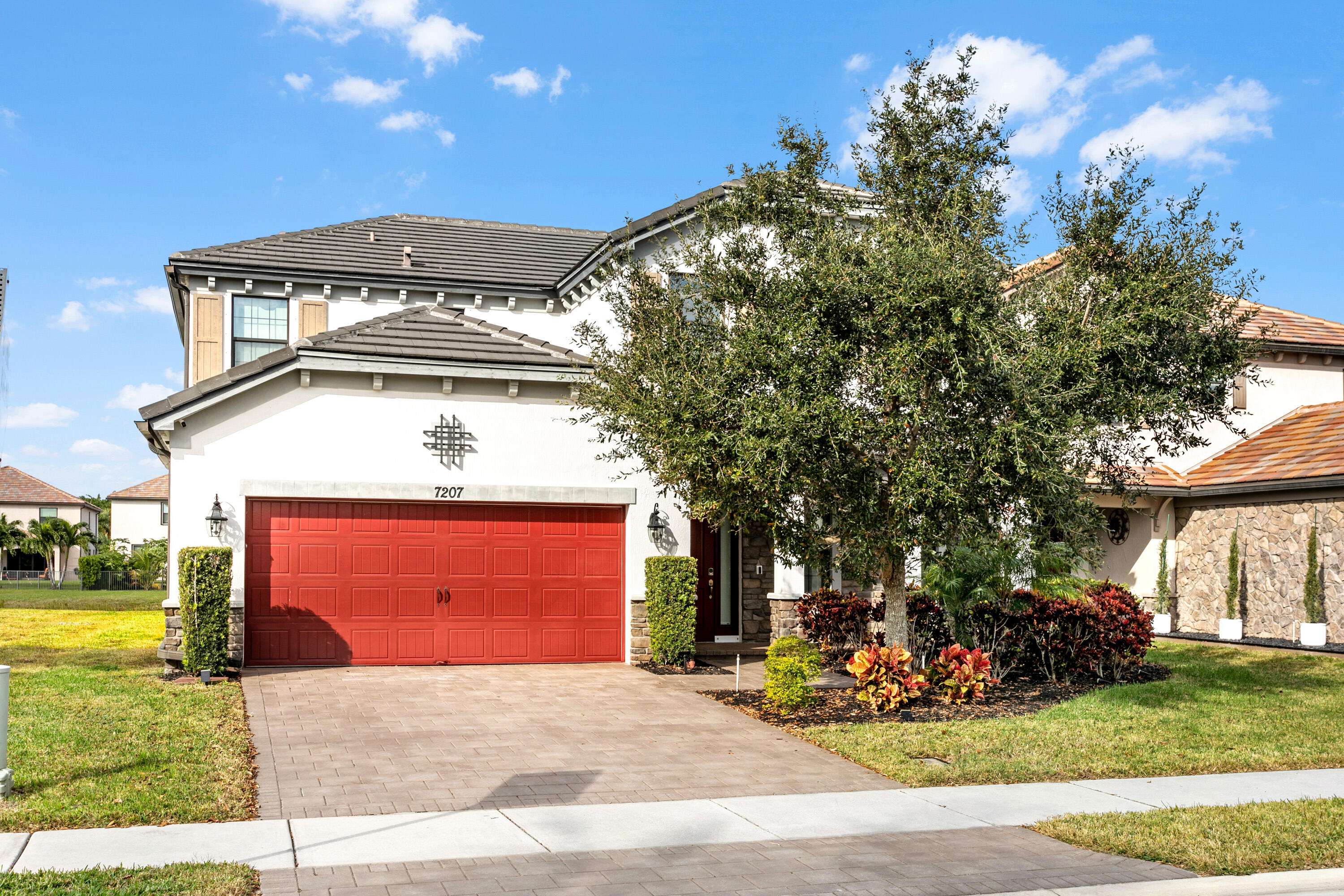 Lake Worth, FL 33463,7207 Sandgrace LN