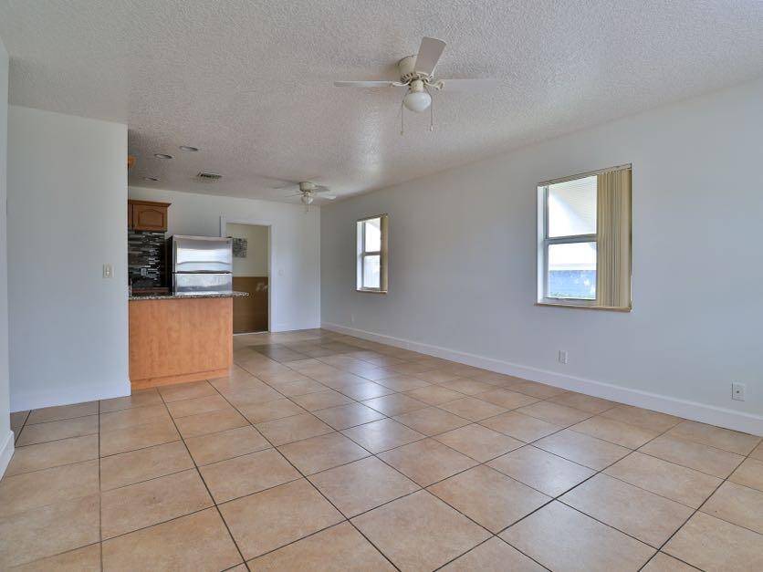 Lake Worth, FL 33460,1602 N J ST 3