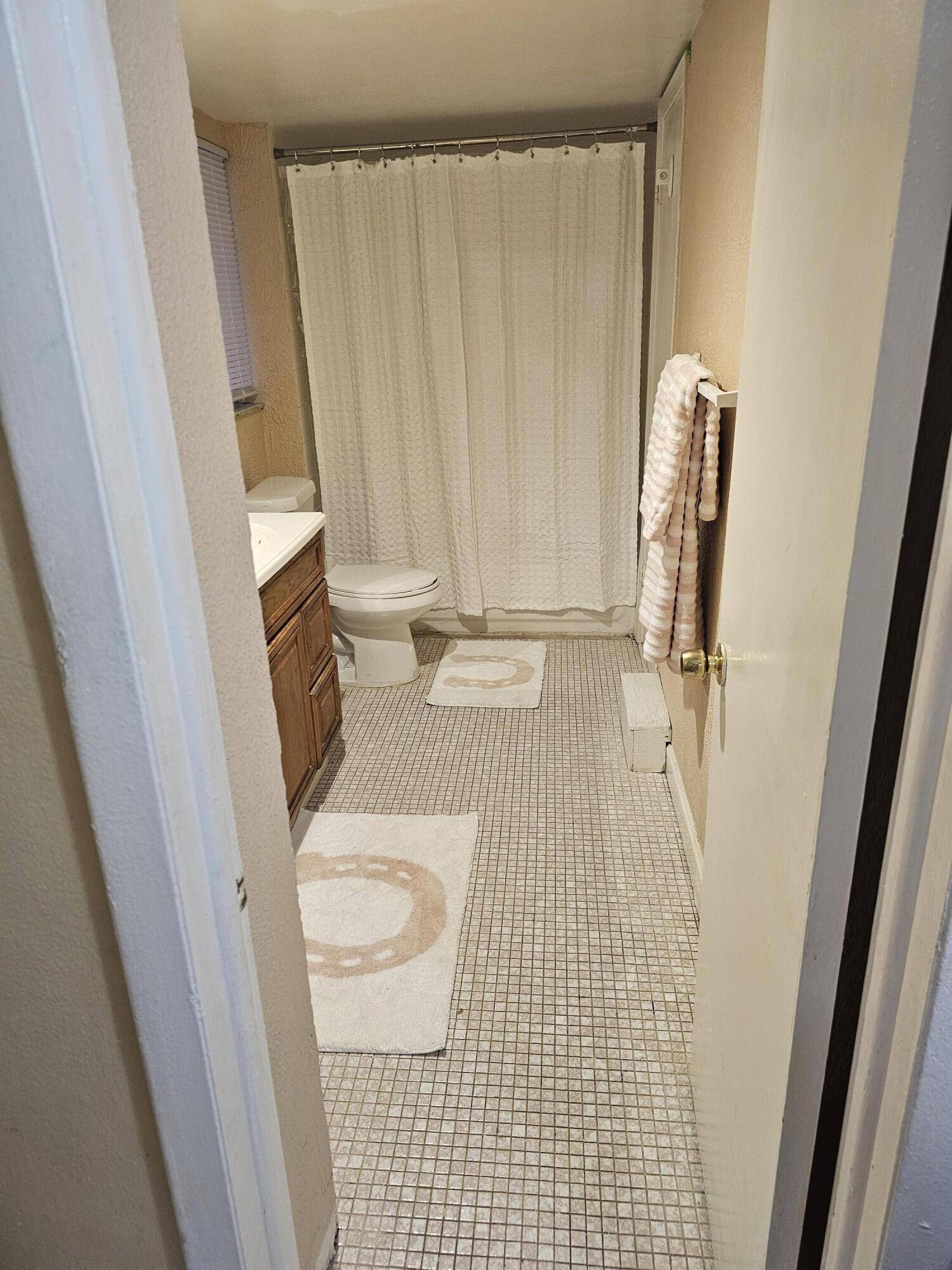 Sunrise, FL 33313,5950 Del Lago CIR 308