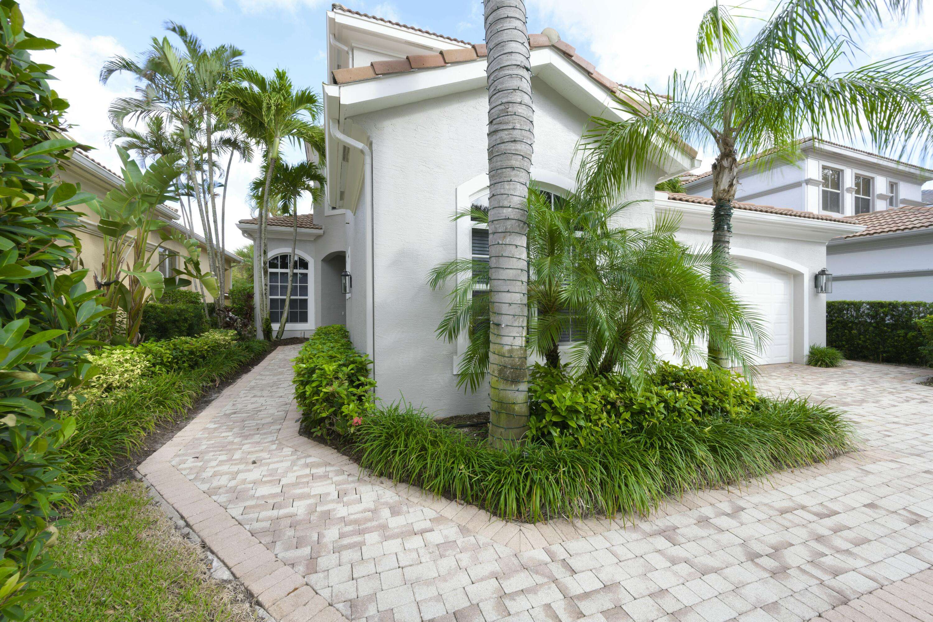 Palm Beach Gardens, FL 33418,142 Andalusia WAY