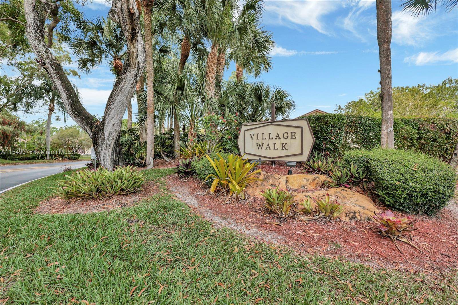 Royal Palm Beach, FL 33411,160 Ramblewood CIR