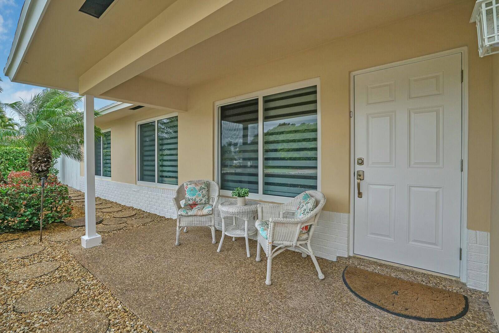 Delray Beach, FL 33444,736 Heron DR