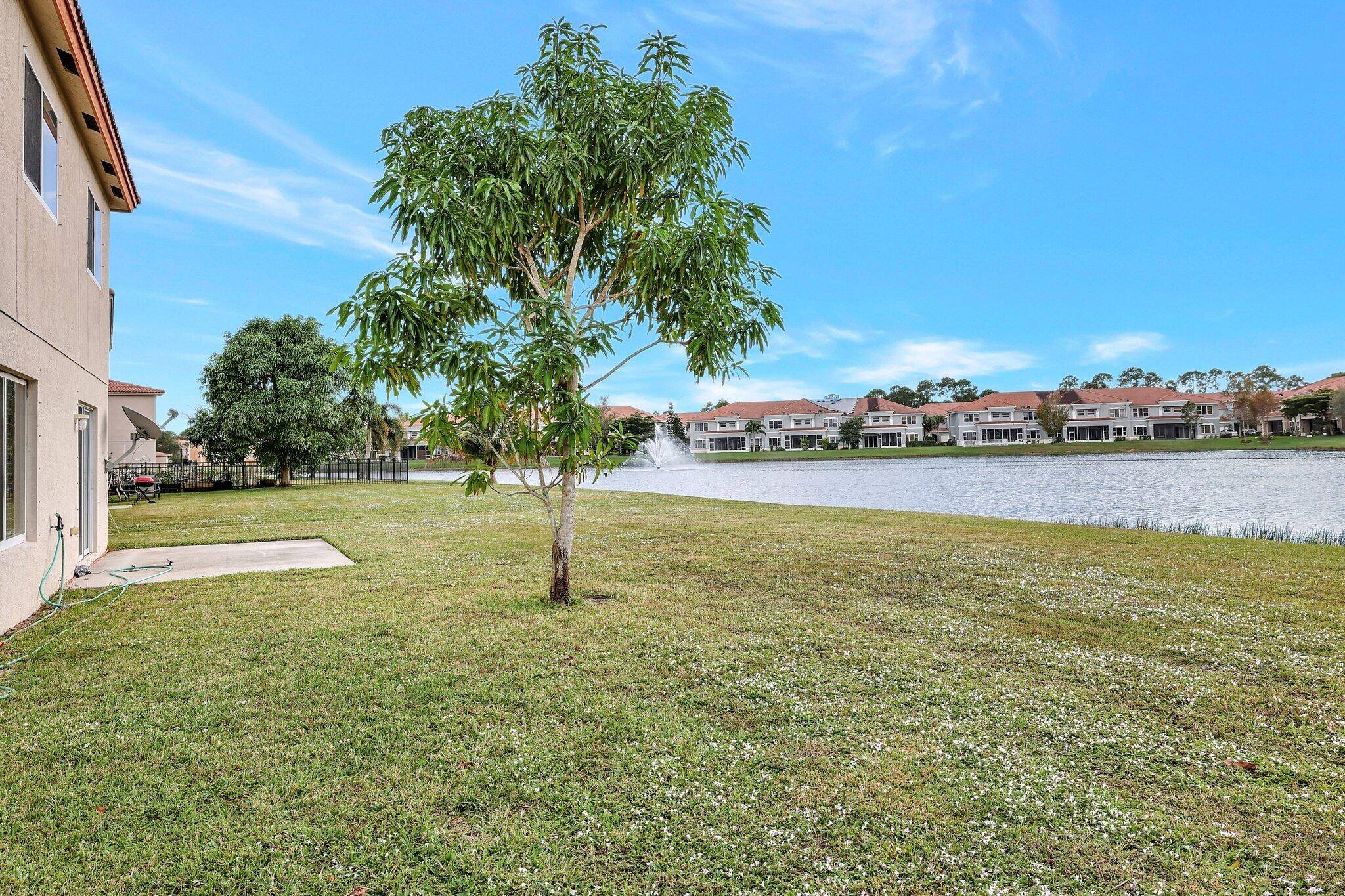 Port Saint Lucie, FL 34953,2039 SW Newport Isles BLVD