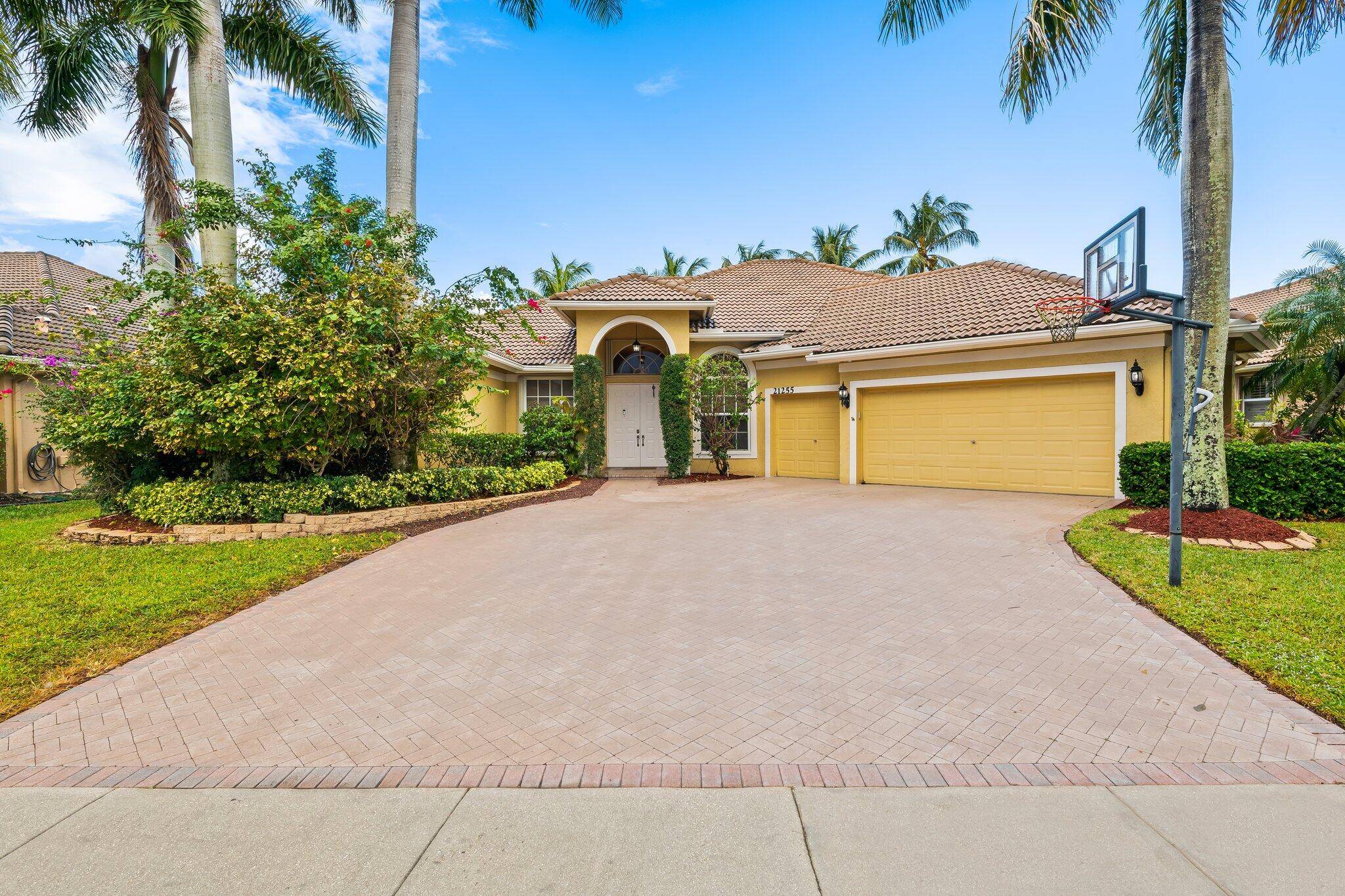 Boca Raton, FL 33428,21255 Falls Ridge WAY