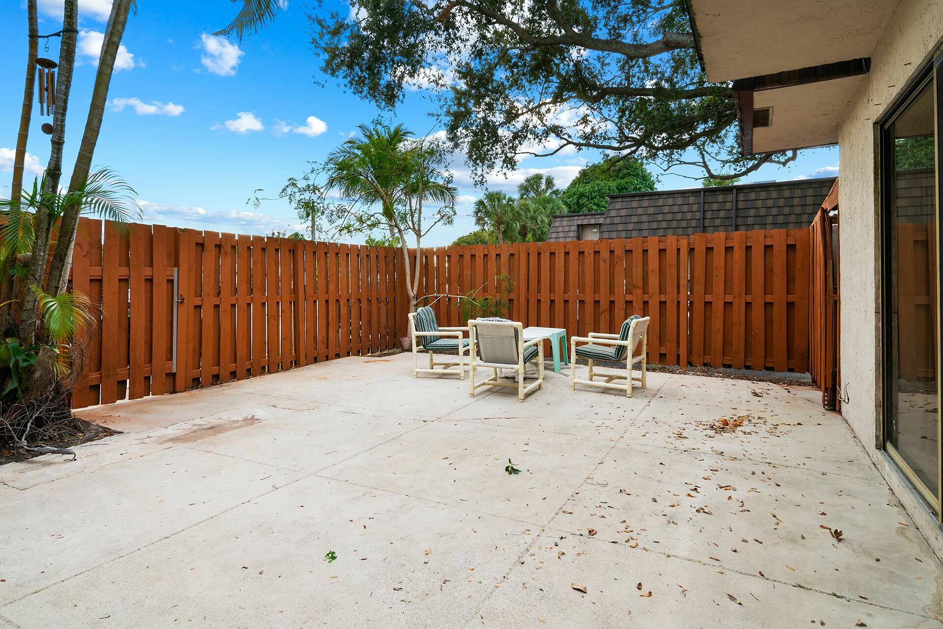 West Palm Beach, FL 33406,4063 Palm Bay CIR C