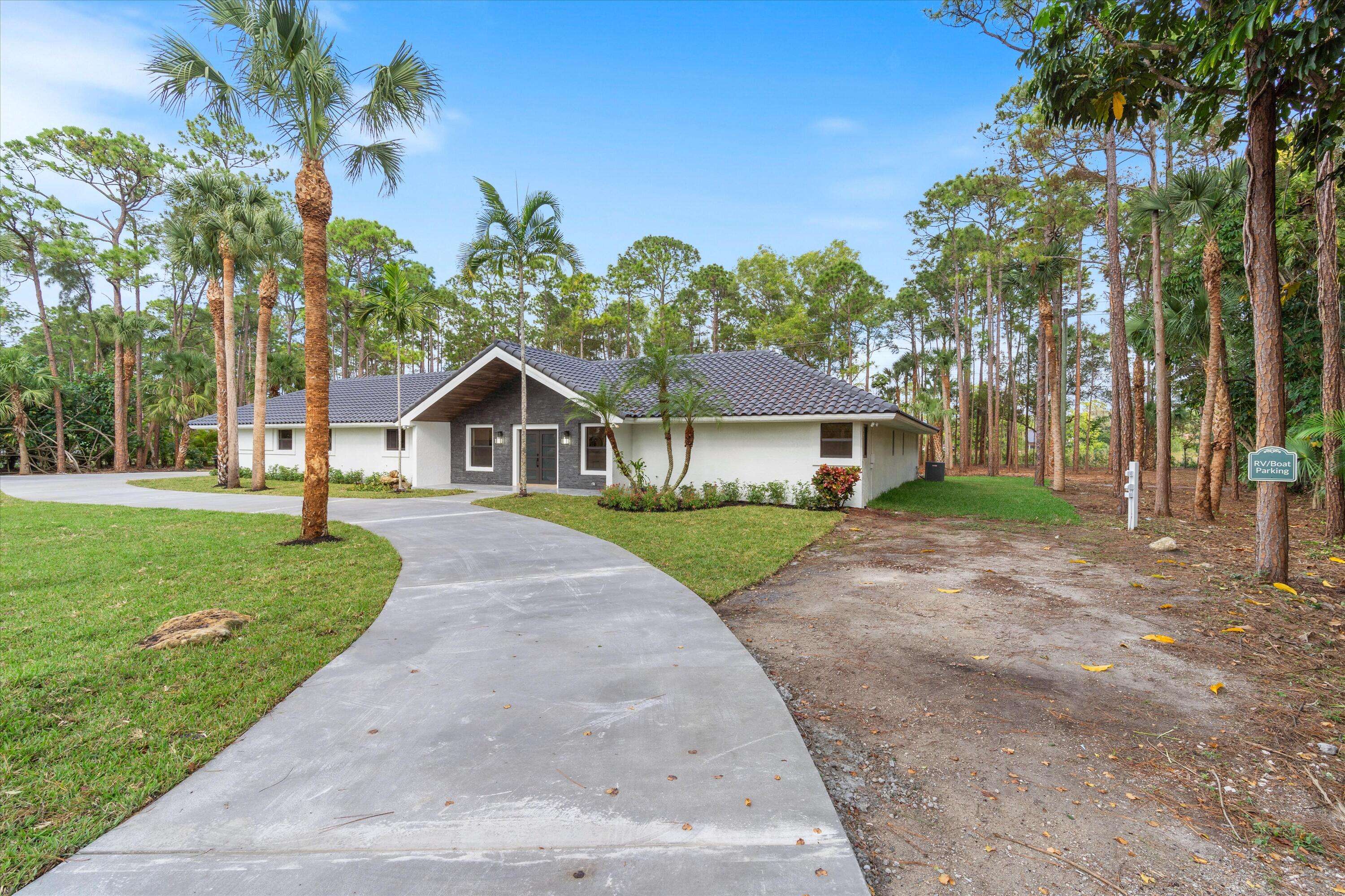 Wellington, FL 33414,14756 Stirrup LN