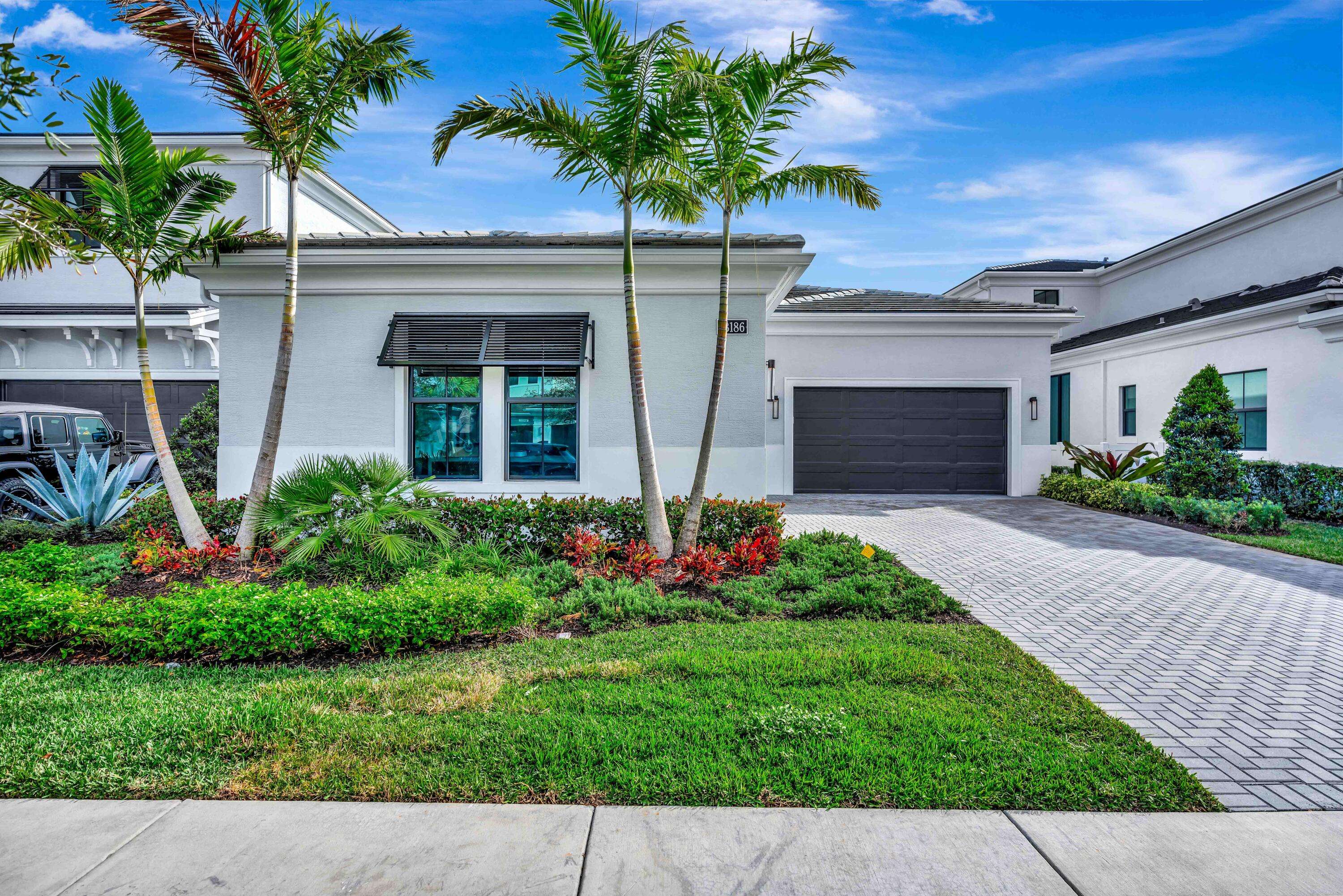 Palm Beach Gardens, FL 33418,13186 Faberge PL