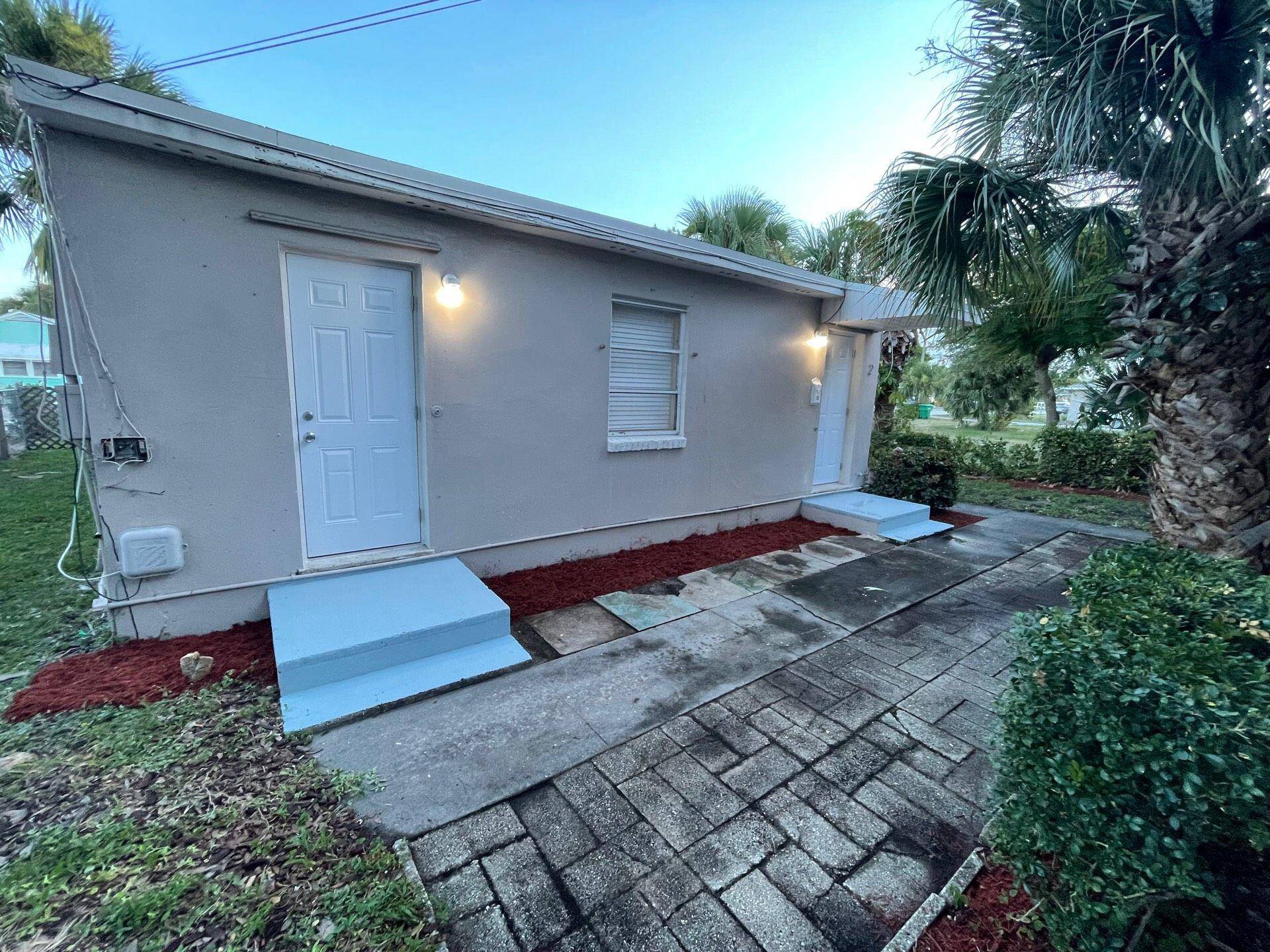 Riviera Beach, FL 33404,178 E 27th ST 2