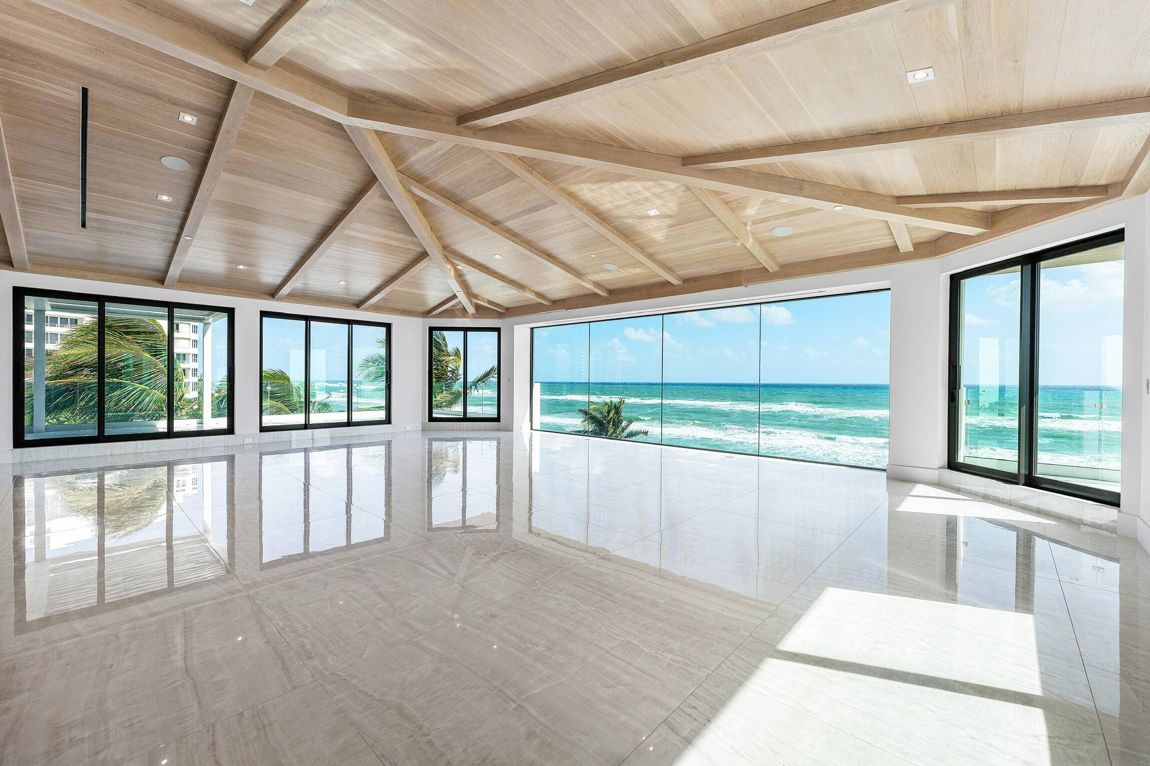 Highland Beach, FL 33487