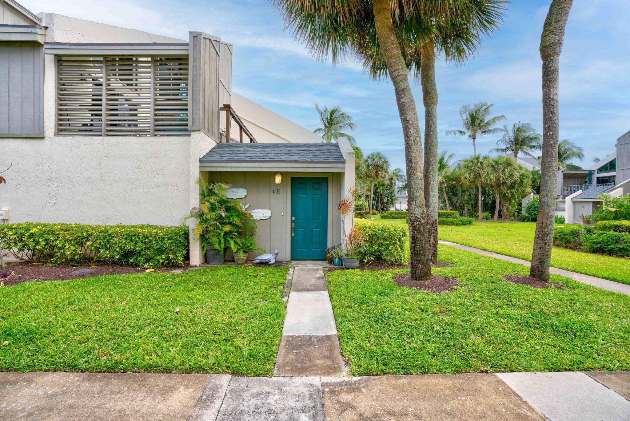 Jupiter, FL 33477,1605 S Us Highway 1 4e