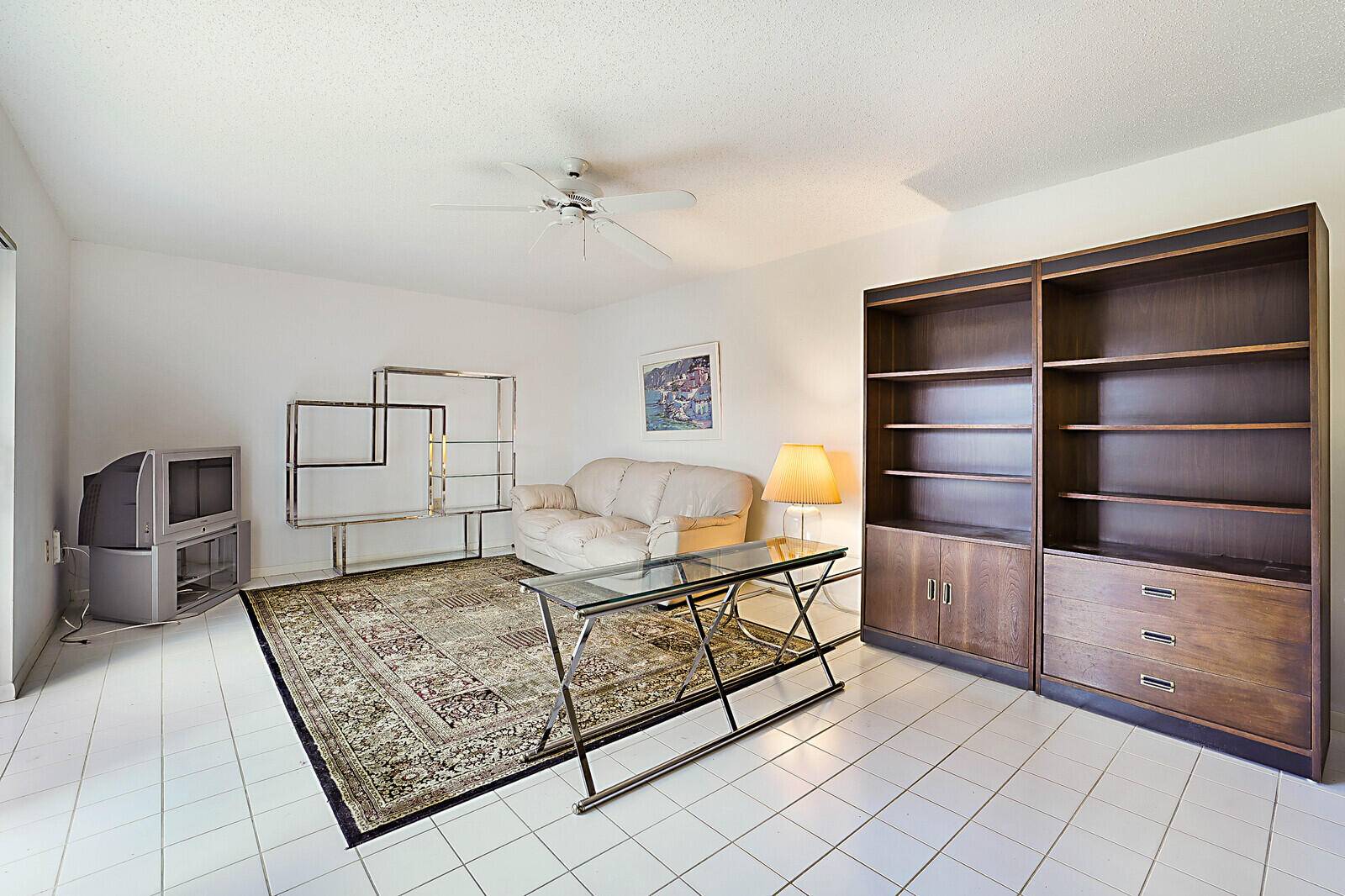 Jupiter, FL 33469,3900 County Line RD 18d