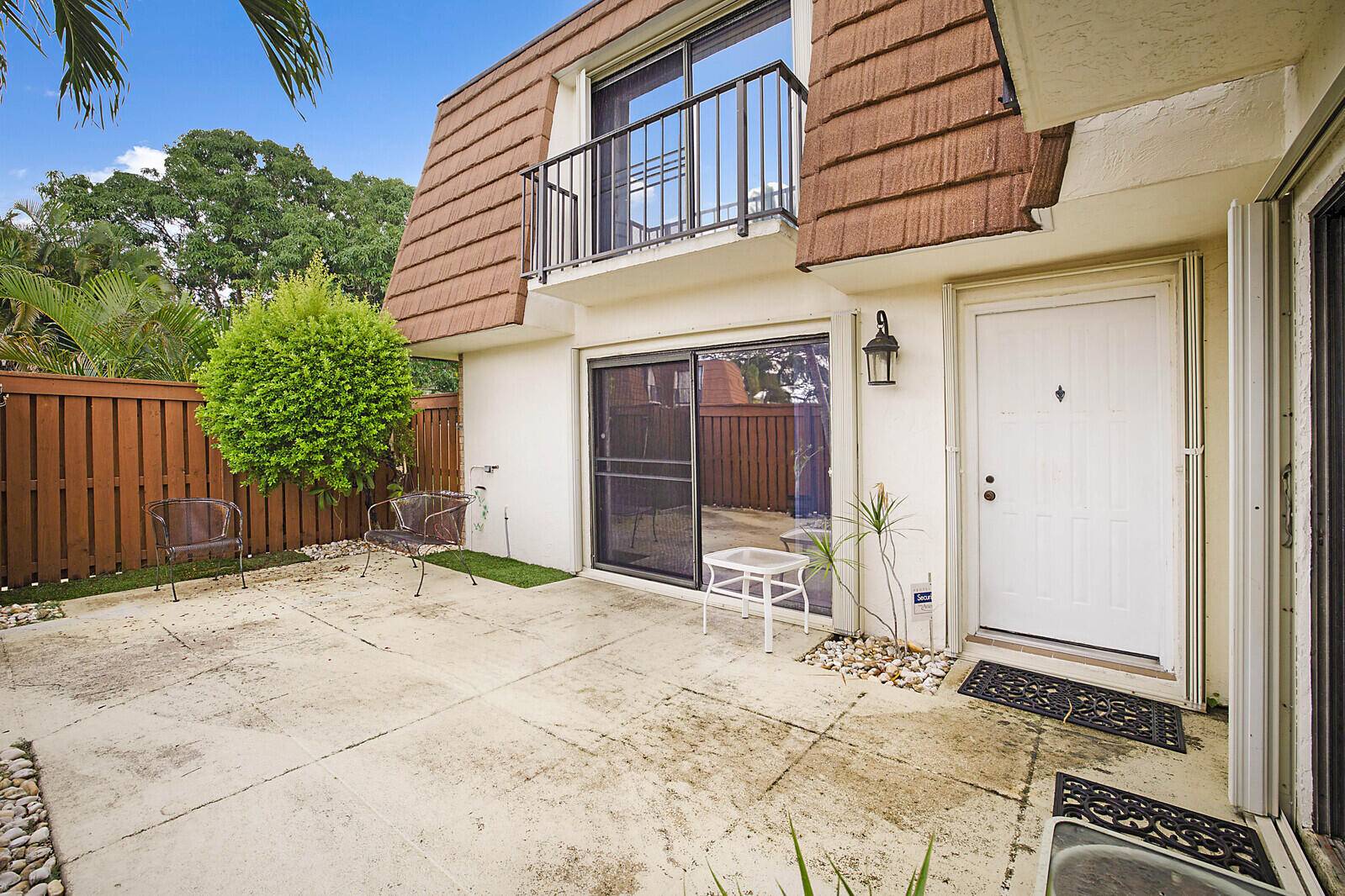 Jupiter, FL 33469,3900 County Line RD 18d