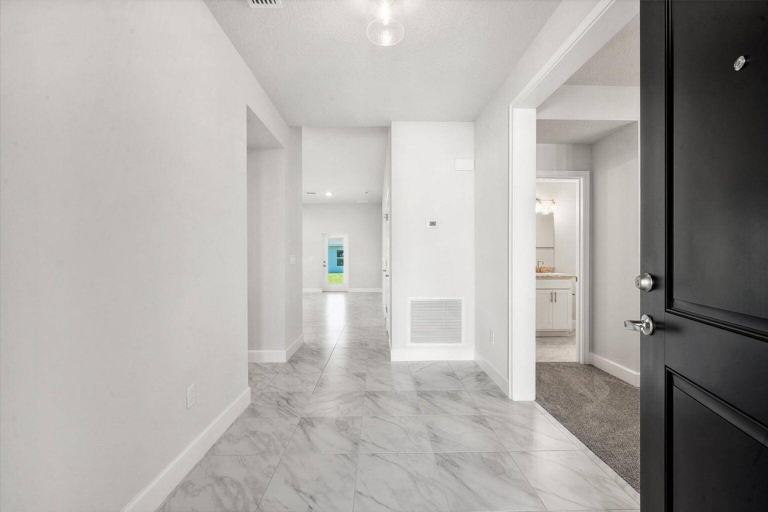 Fort Pierce, FL 34951,5123 Modeno ST