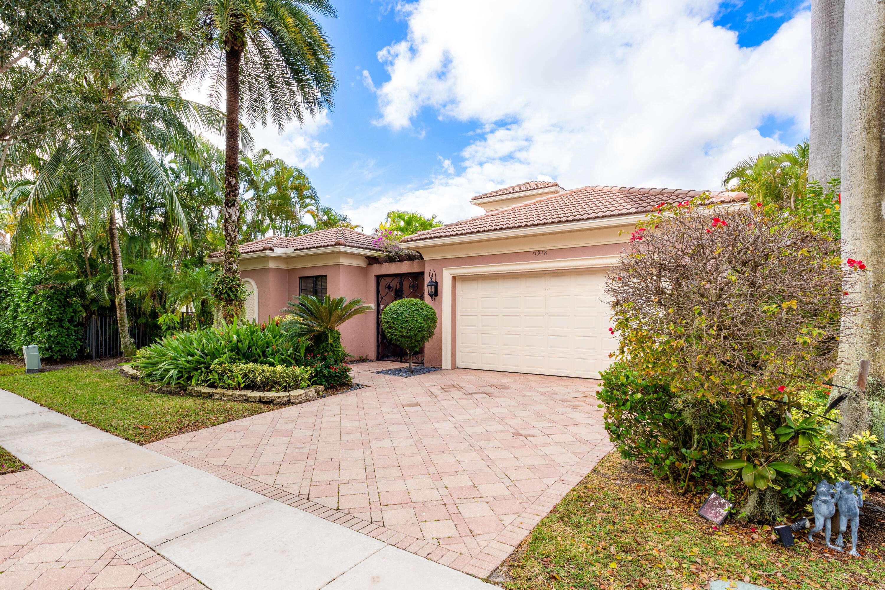 Boca Raton, FL 33496,17928 Villa Club WAY