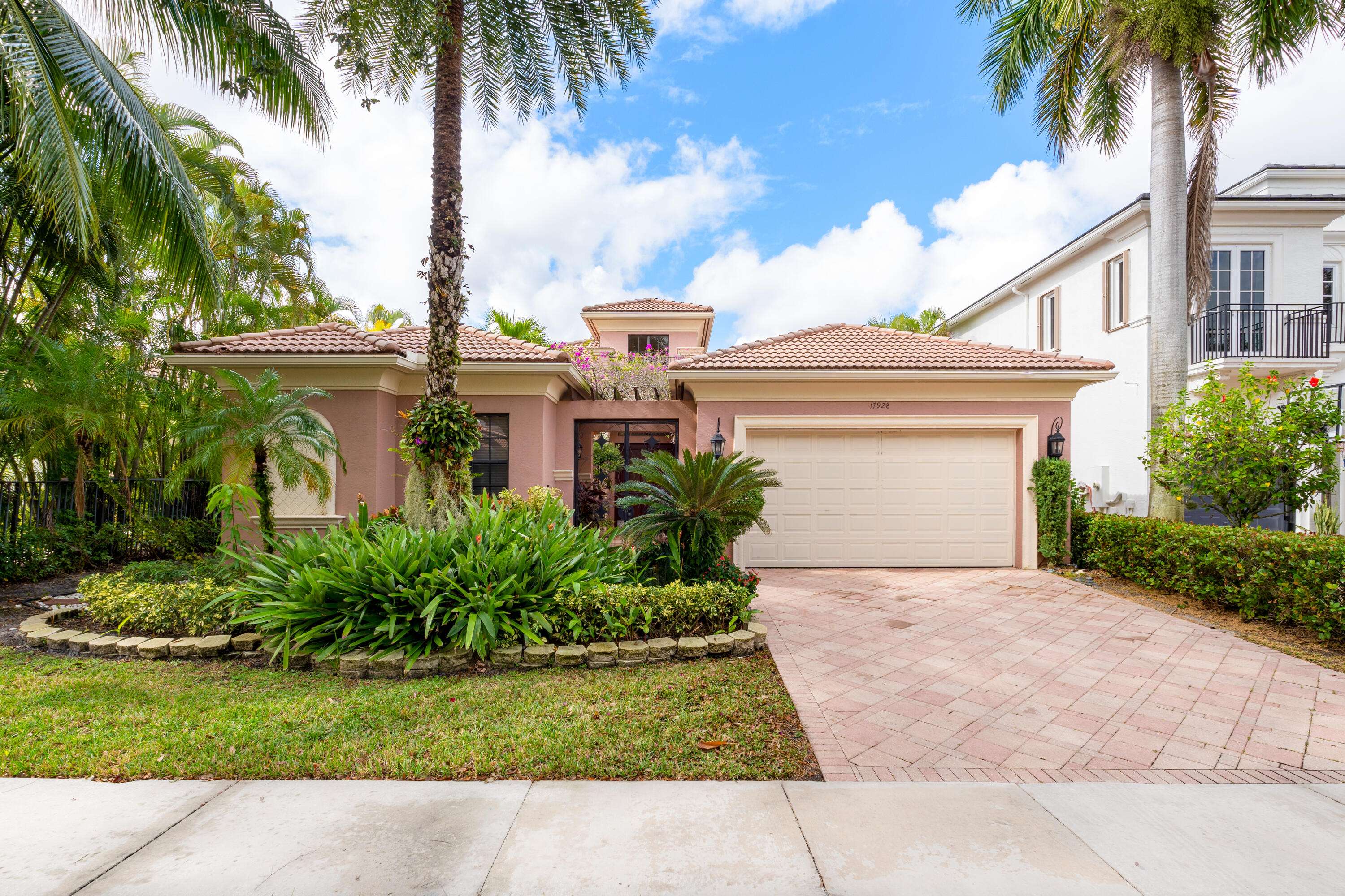 Boca Raton, FL 33496,17928 Villa Club WAY