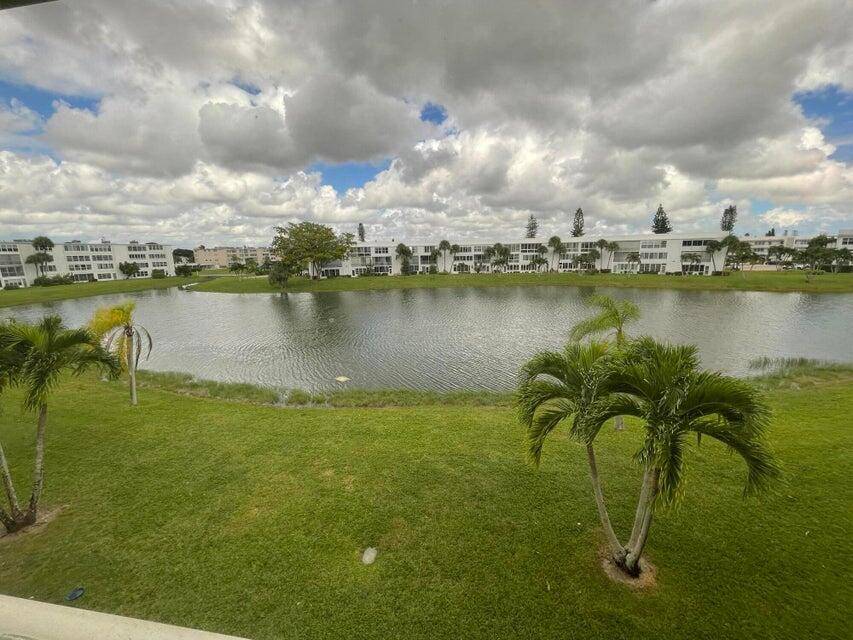 West Palm Beach, FL 33417,306 Wellington L