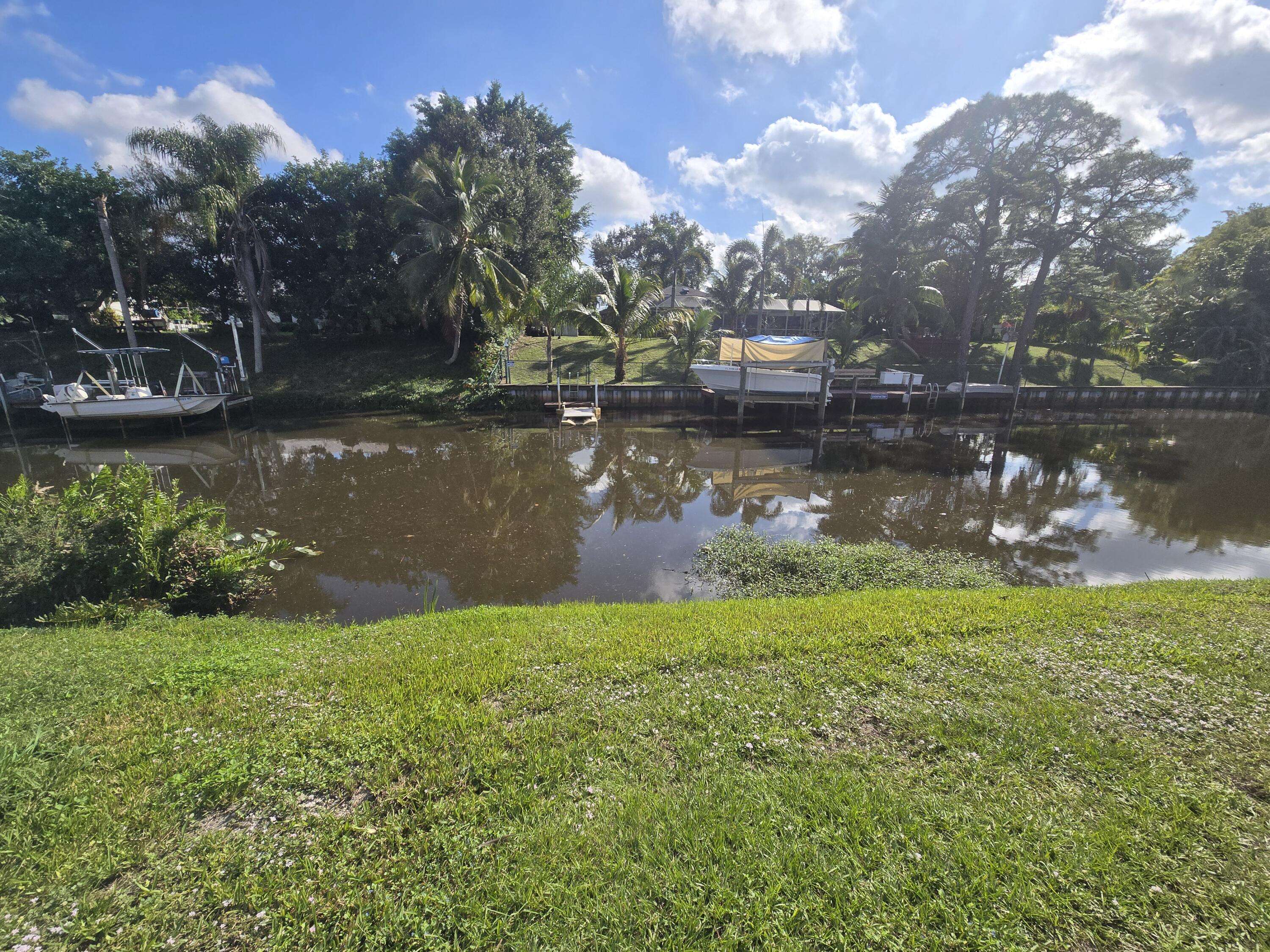 Port Saint Lucie, FL 34983,178 NE Dominican TER