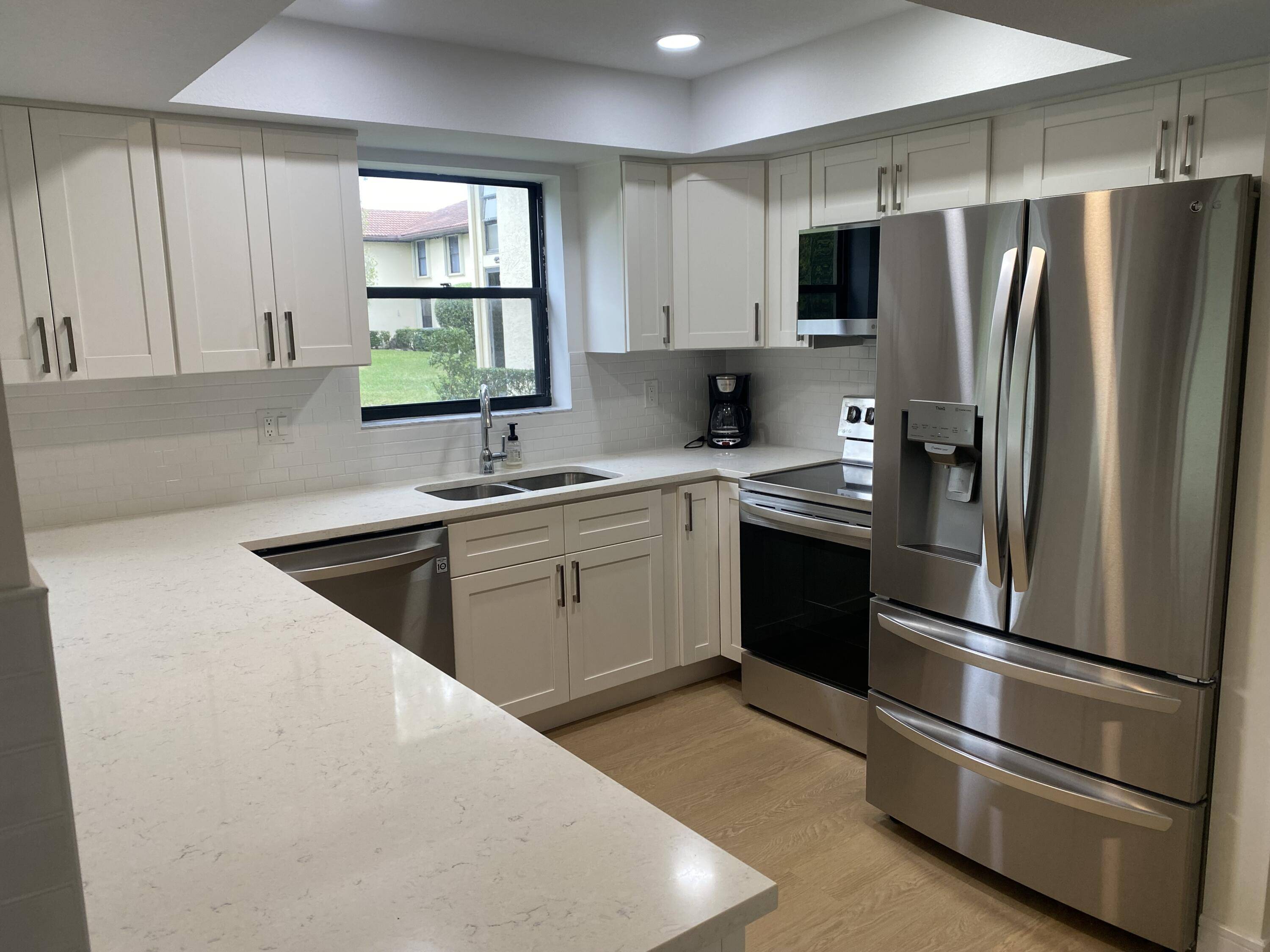 Stuart, FL 34997,511 SW South River DR 106