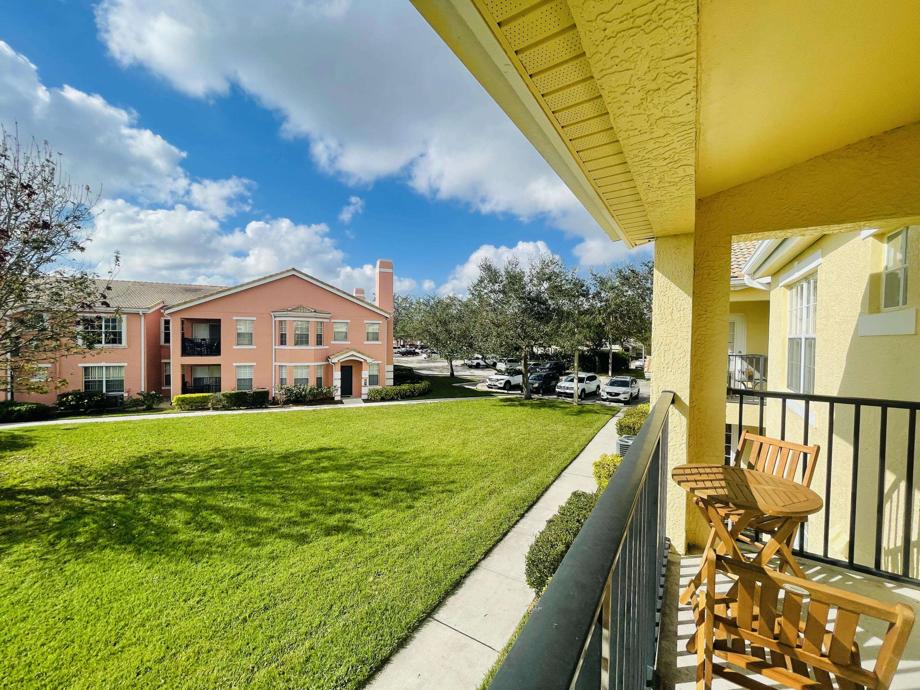 Port Saint Lucie, FL 34986,124 SW Peacock BLVD 13-205