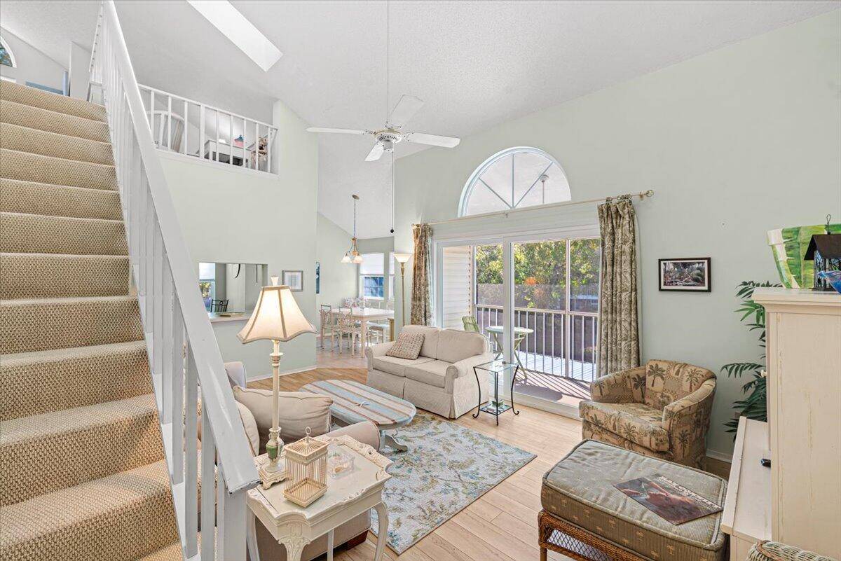 Vero Beach, FL 32966,1975 Westminster CIR 2