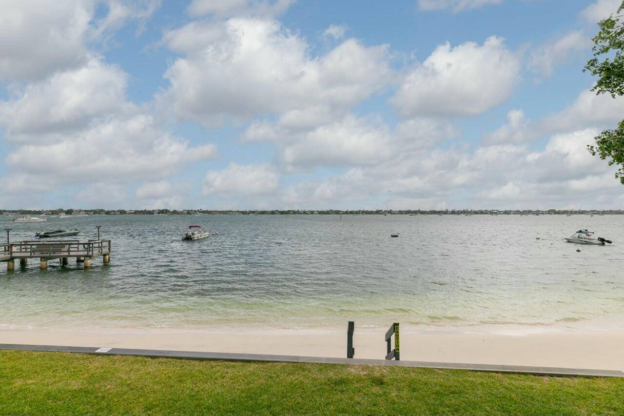 West Palm Beach, FL 33407,5600 N Flagler DR 502