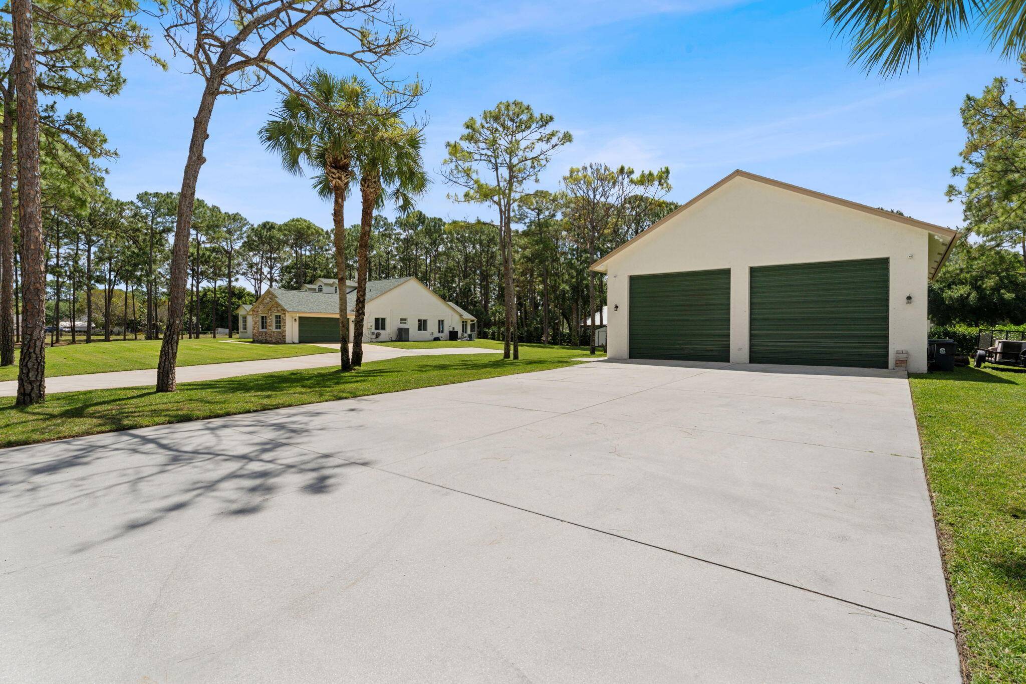 Loxahatchee, FL 33470,17044 N 71st LN
