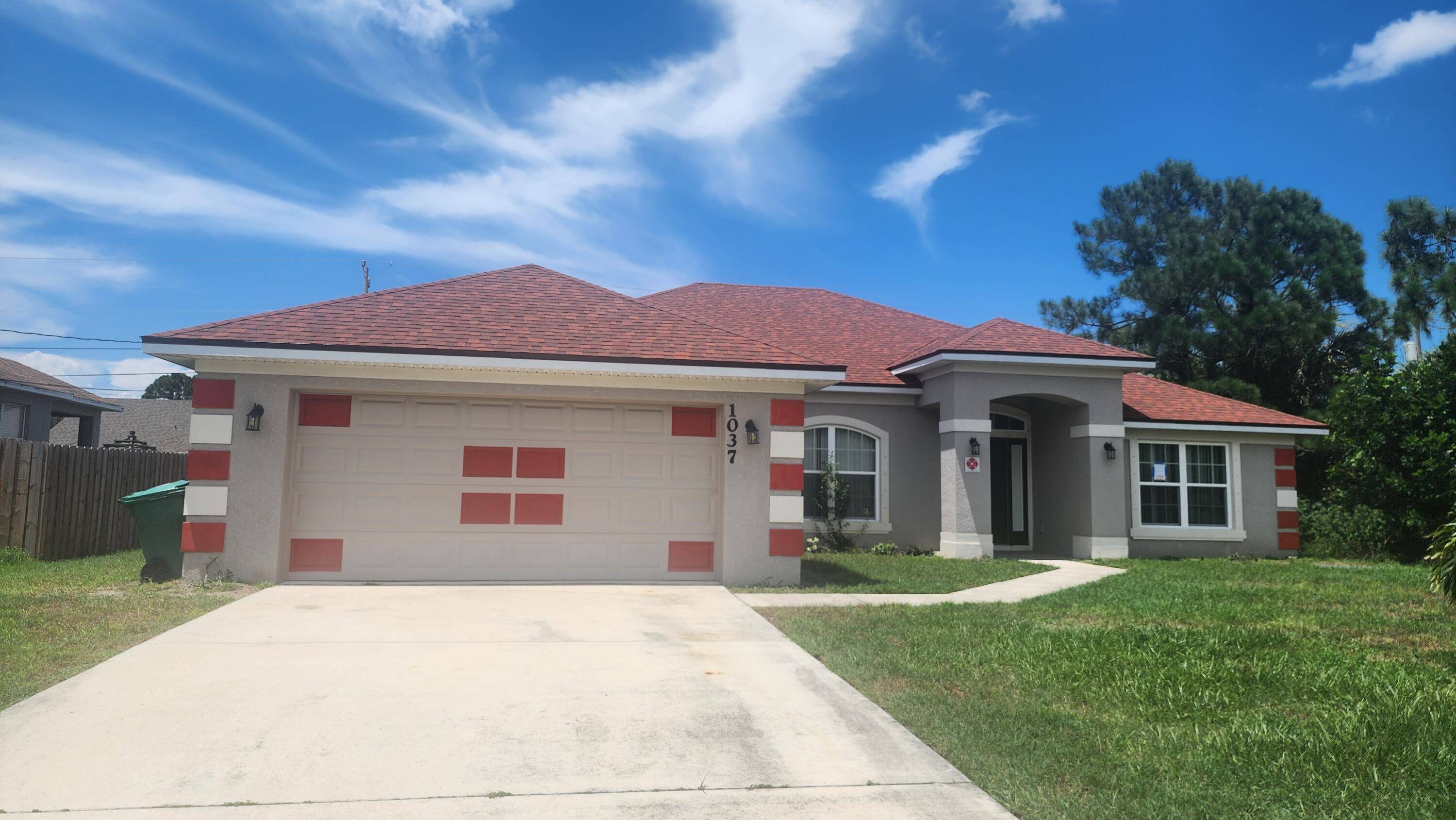 Port Saint Lucie, FL 34953,1037 SW Hamrock AVE