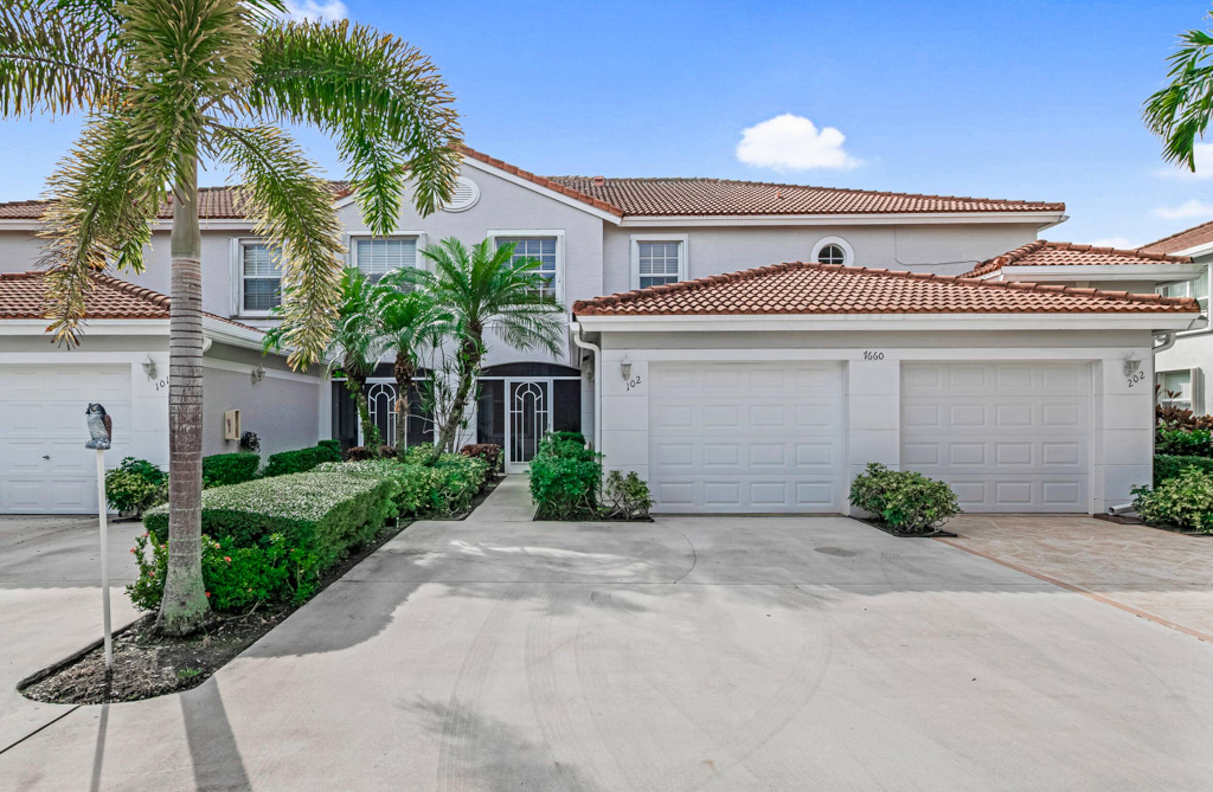 Boynton Beach, FL 33437,7660 Springwater PL 102
