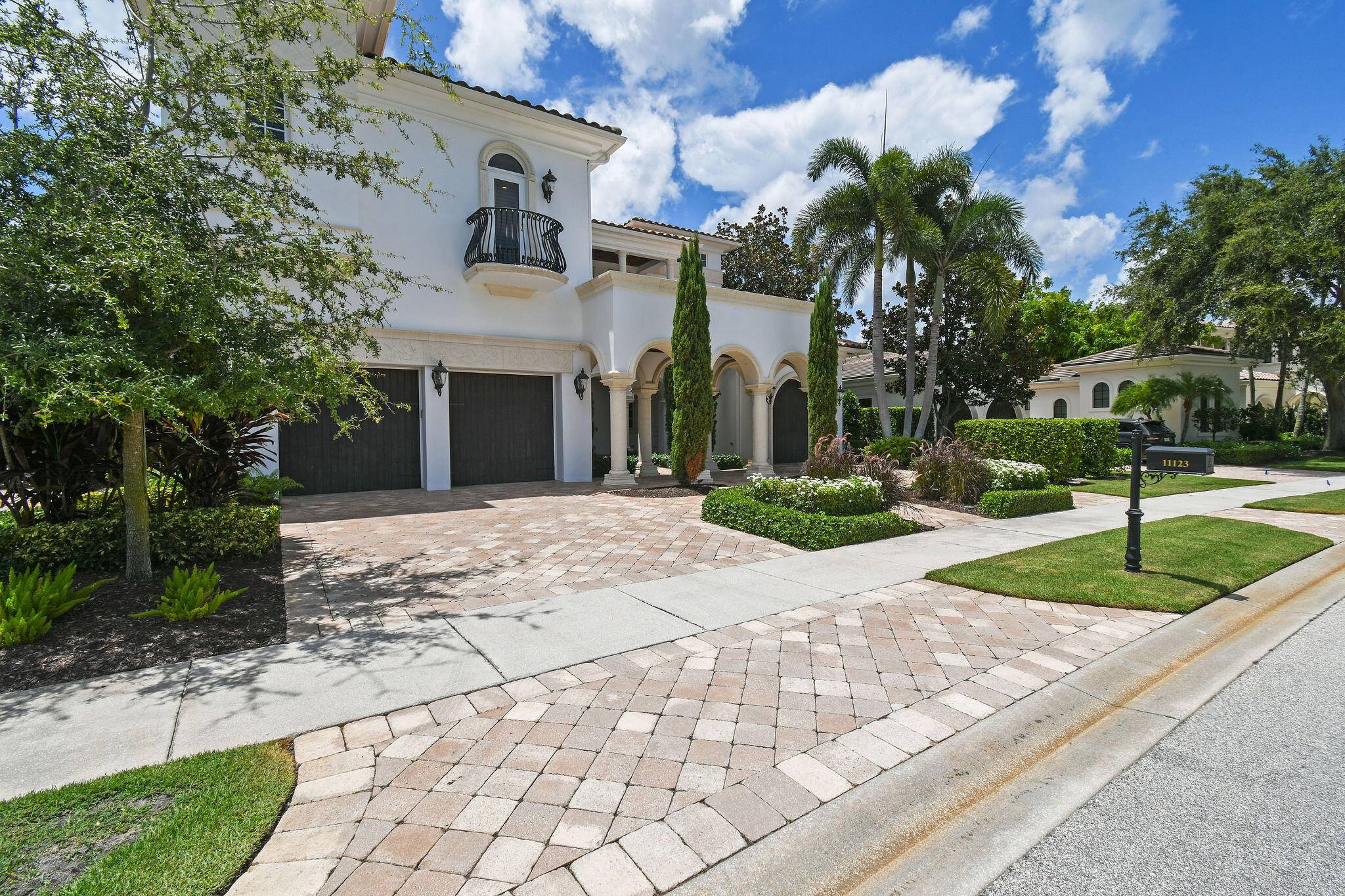 Palm Beach Gardens, FL 33418,11123 Green Bayberry DR