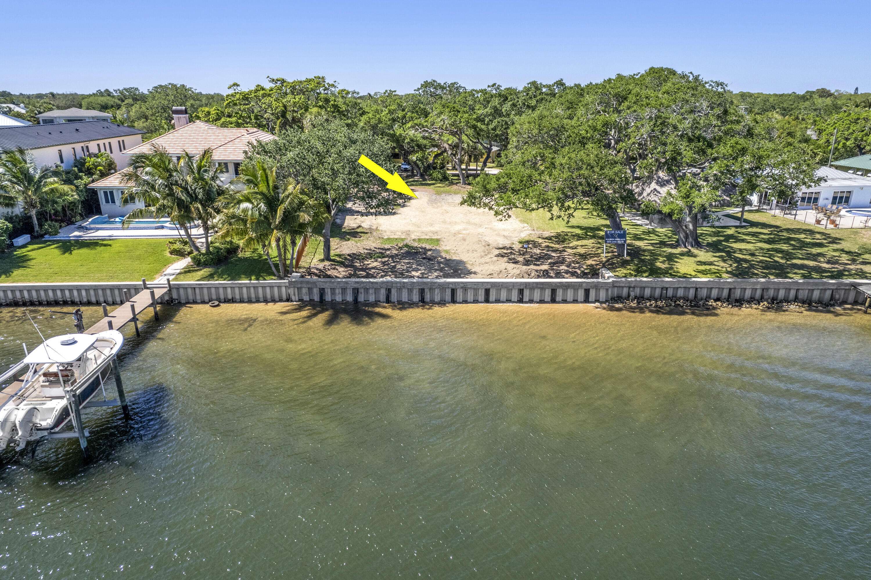 Palm Beach Gardens, FL 33410,12940 N Shore DR