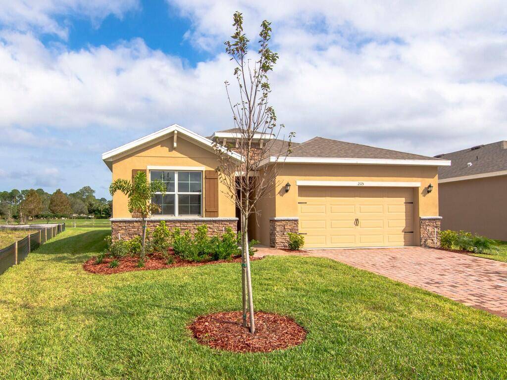 Vero Beach, FL 32962,2115 SW Crowned Eagle CIR