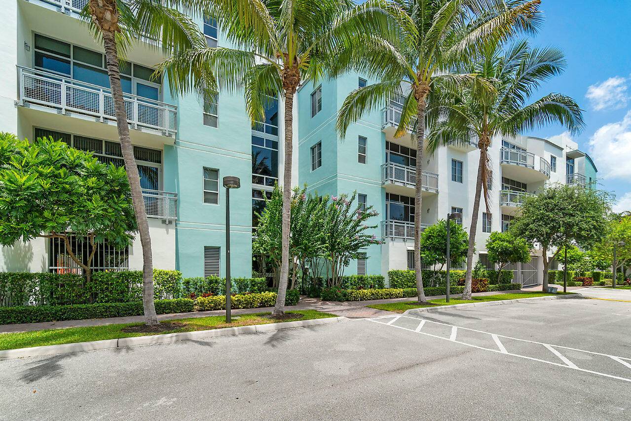Delray Beach, FL 33483,335 SE 6th AVE 304
