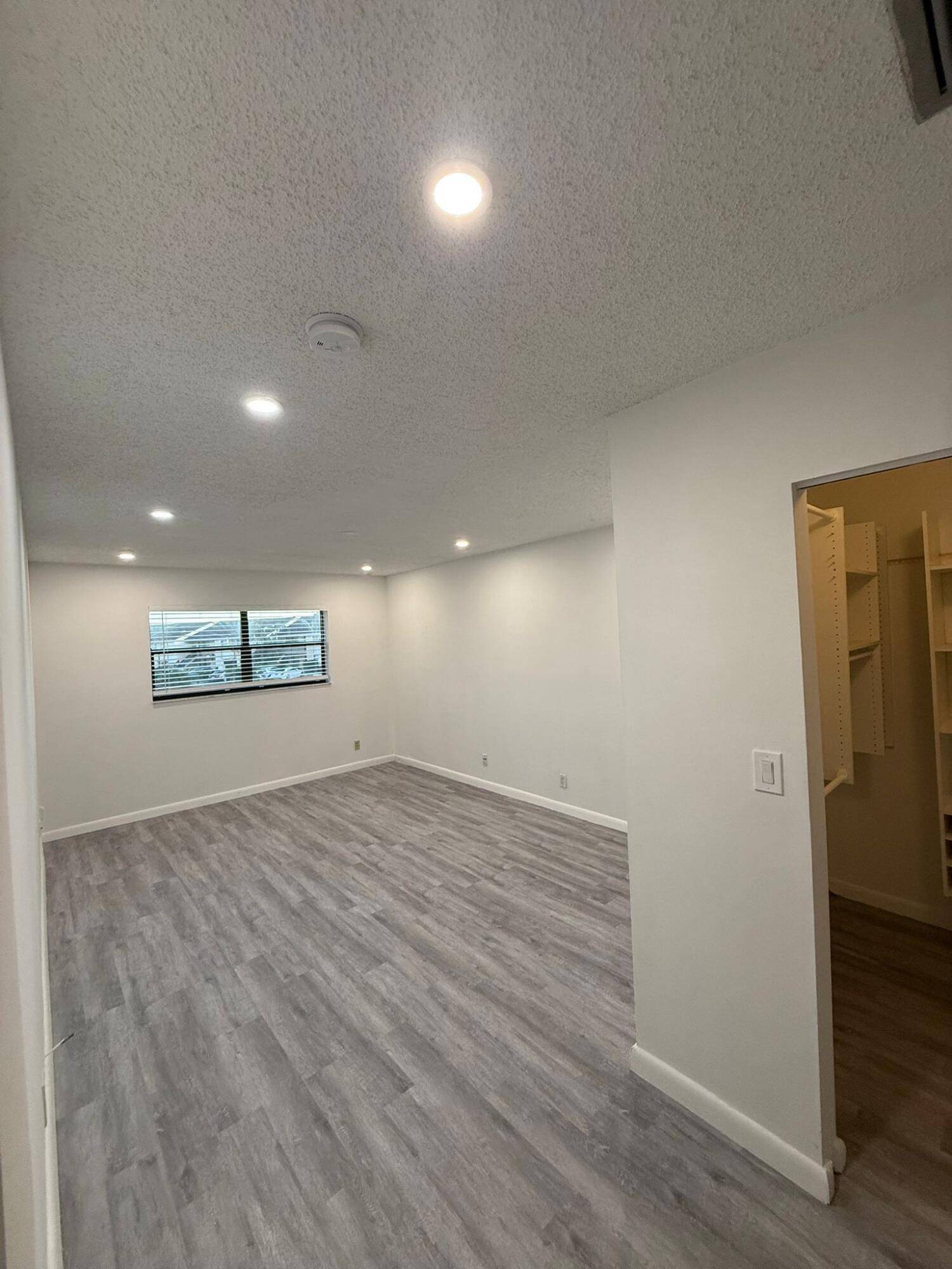 Boca Raton, FL 33428,22435 SW 61st WAY 223