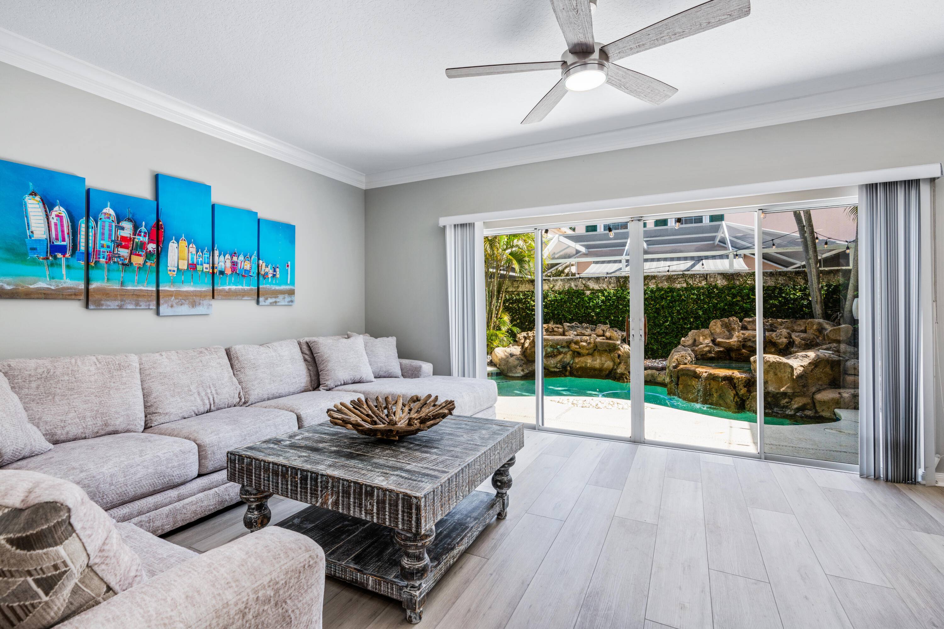 Tequesta, FL 33469,17 Oakleaf CT