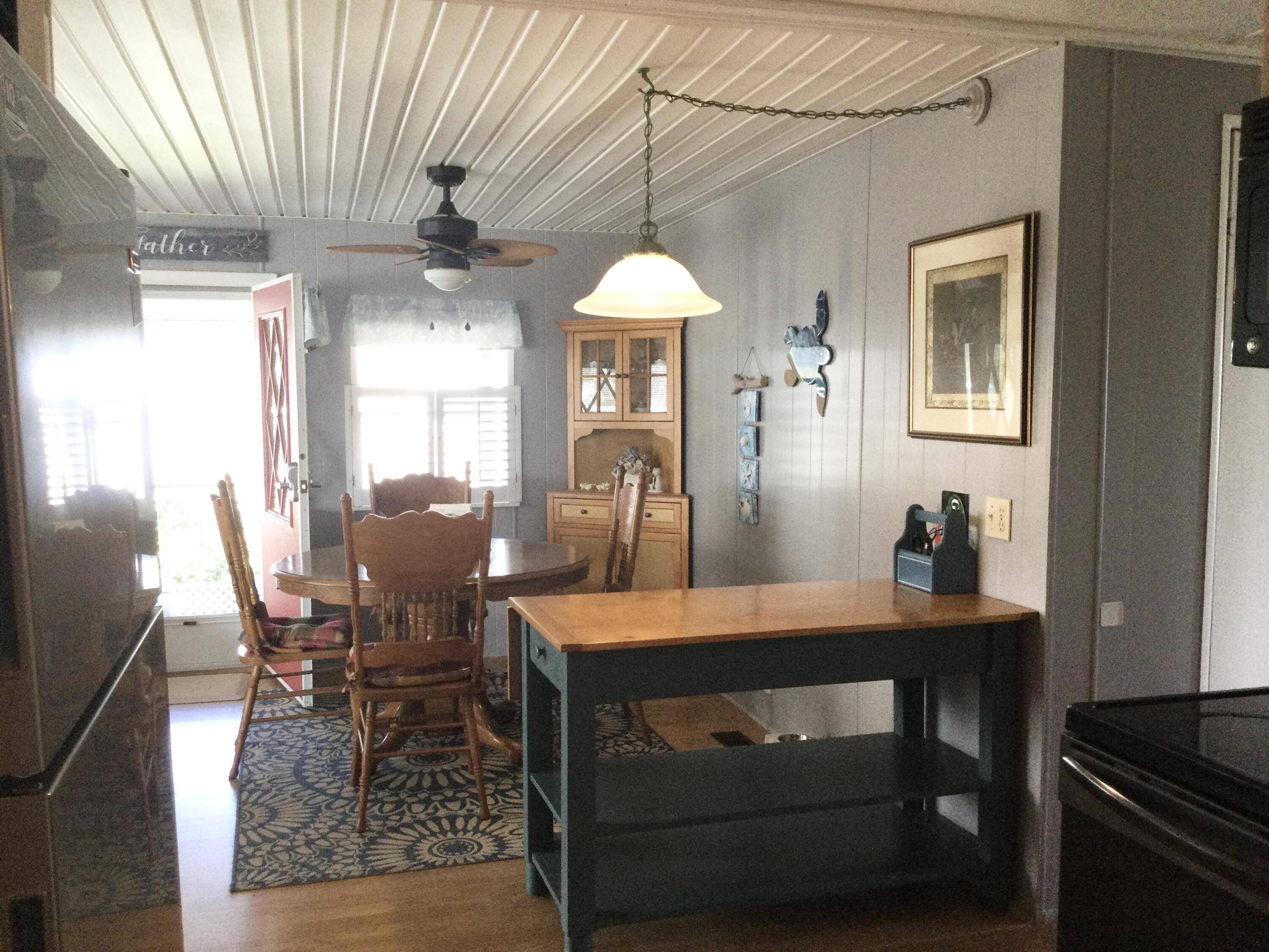 Port Saint Lucie, FL 34952,18 Madrid LN