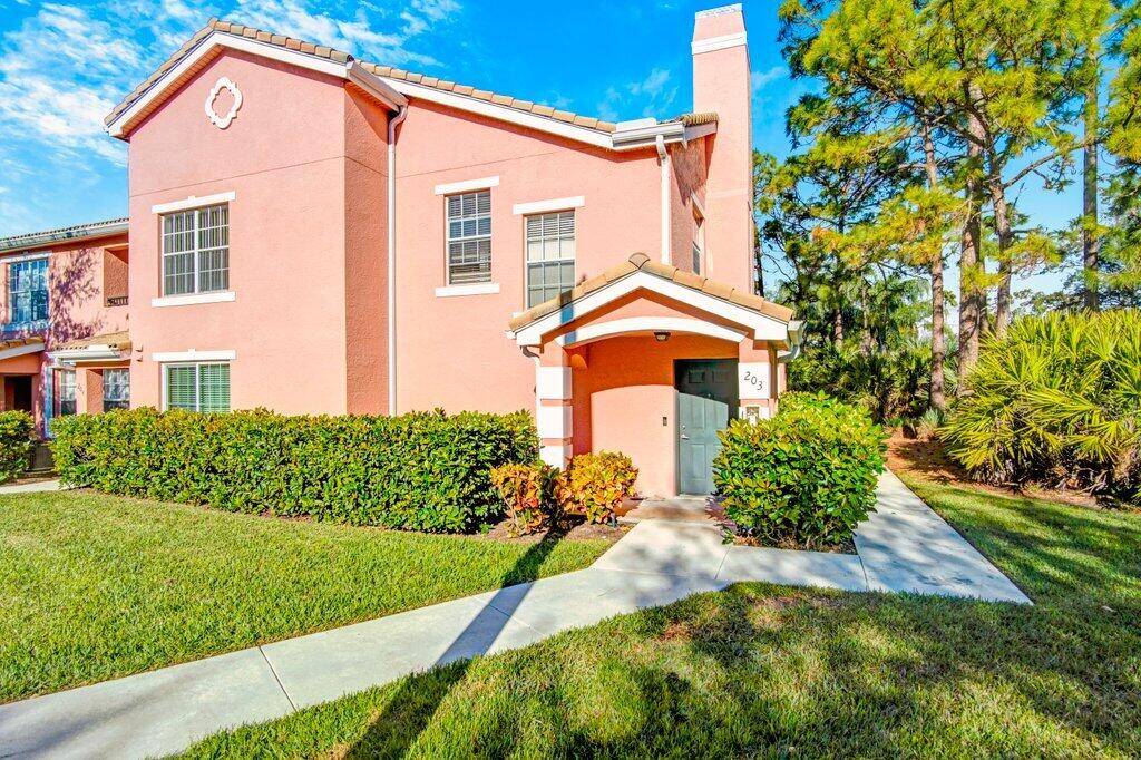 Port Saint Lucie, FL 34986,106 SW Peacock BLVD 4-203