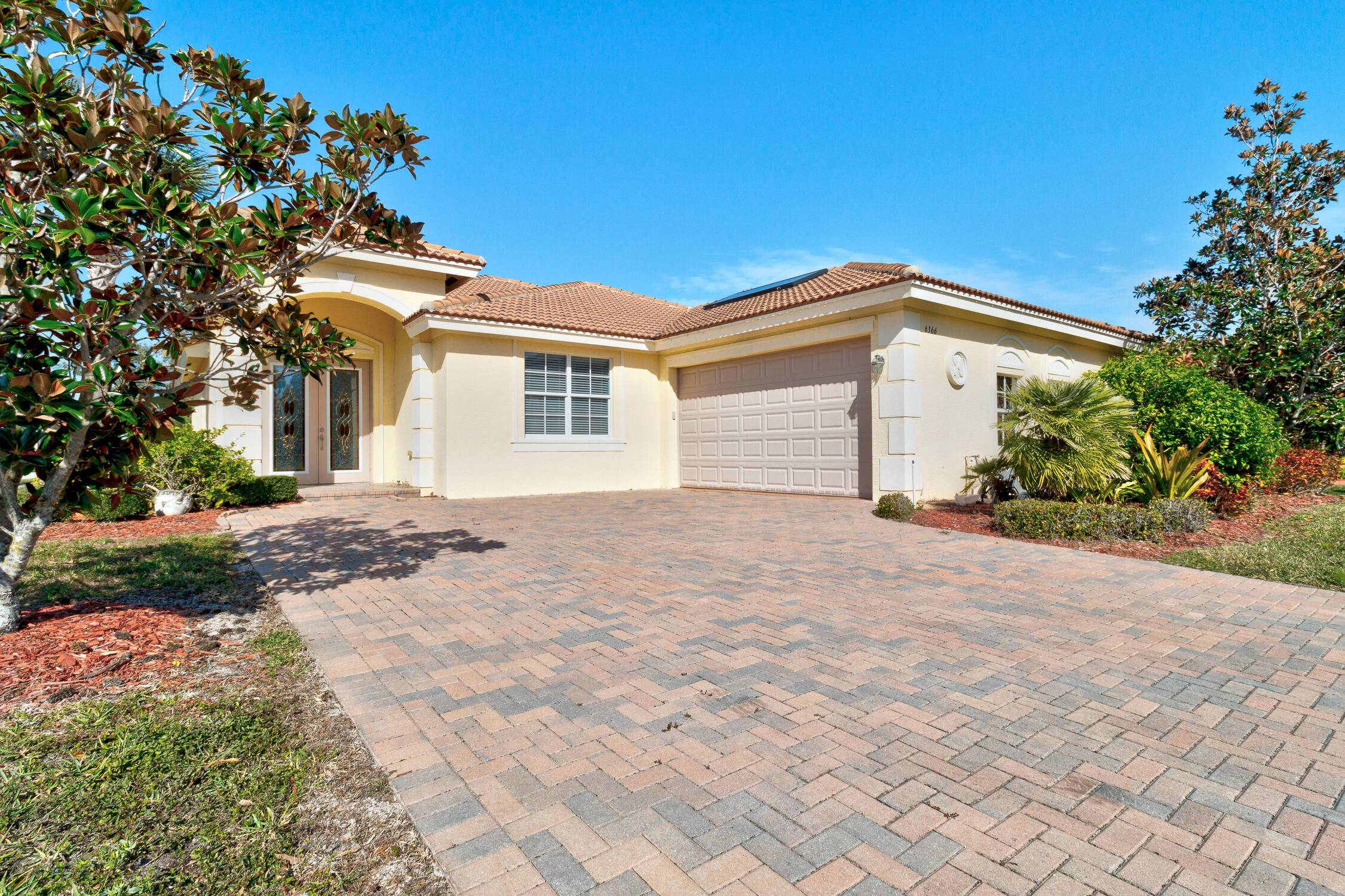 Vero Beach, FL 32966,6366 Astor PL