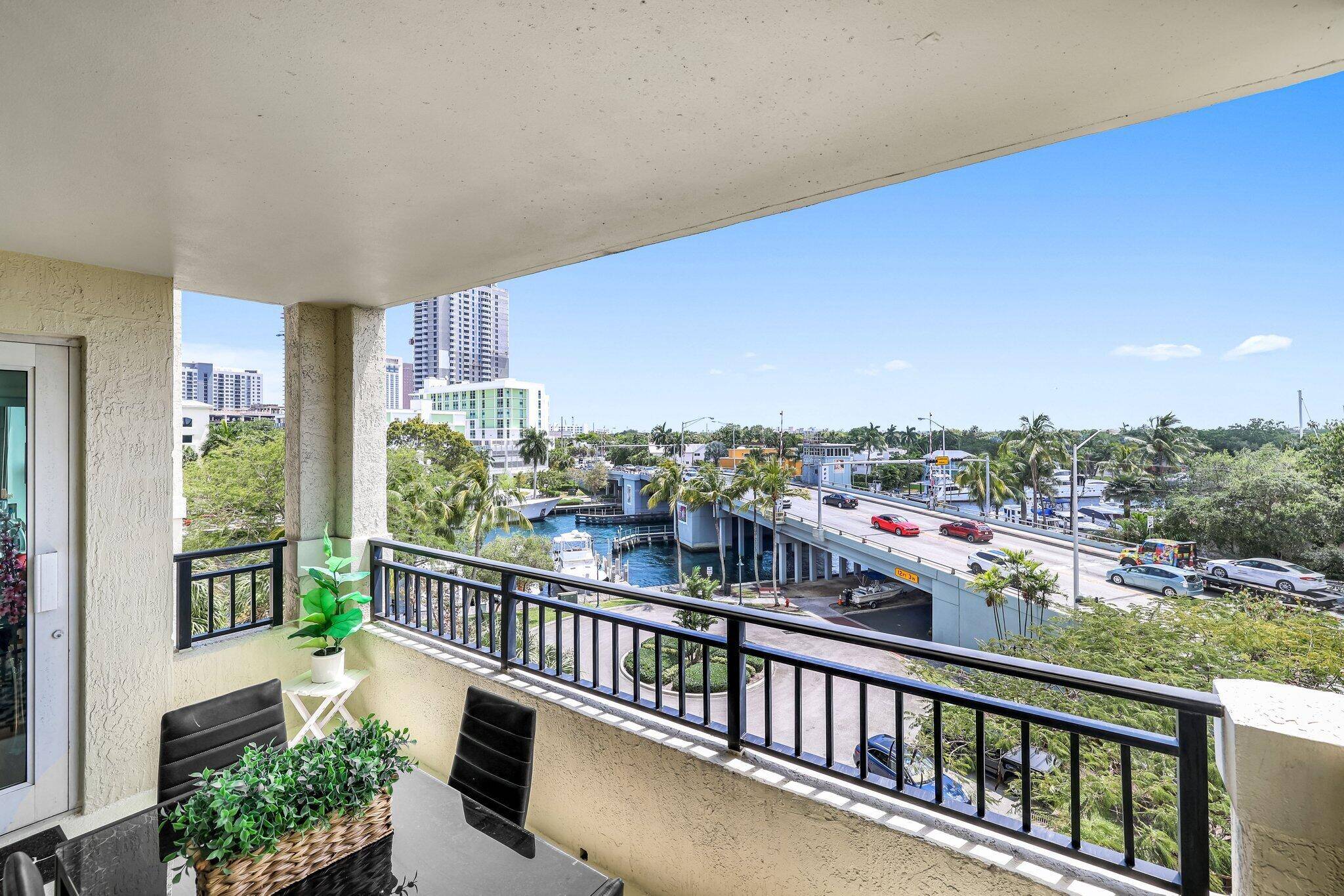 Fort Lauderdale, FL 33312,600 W Las Olas BLVD 409s
