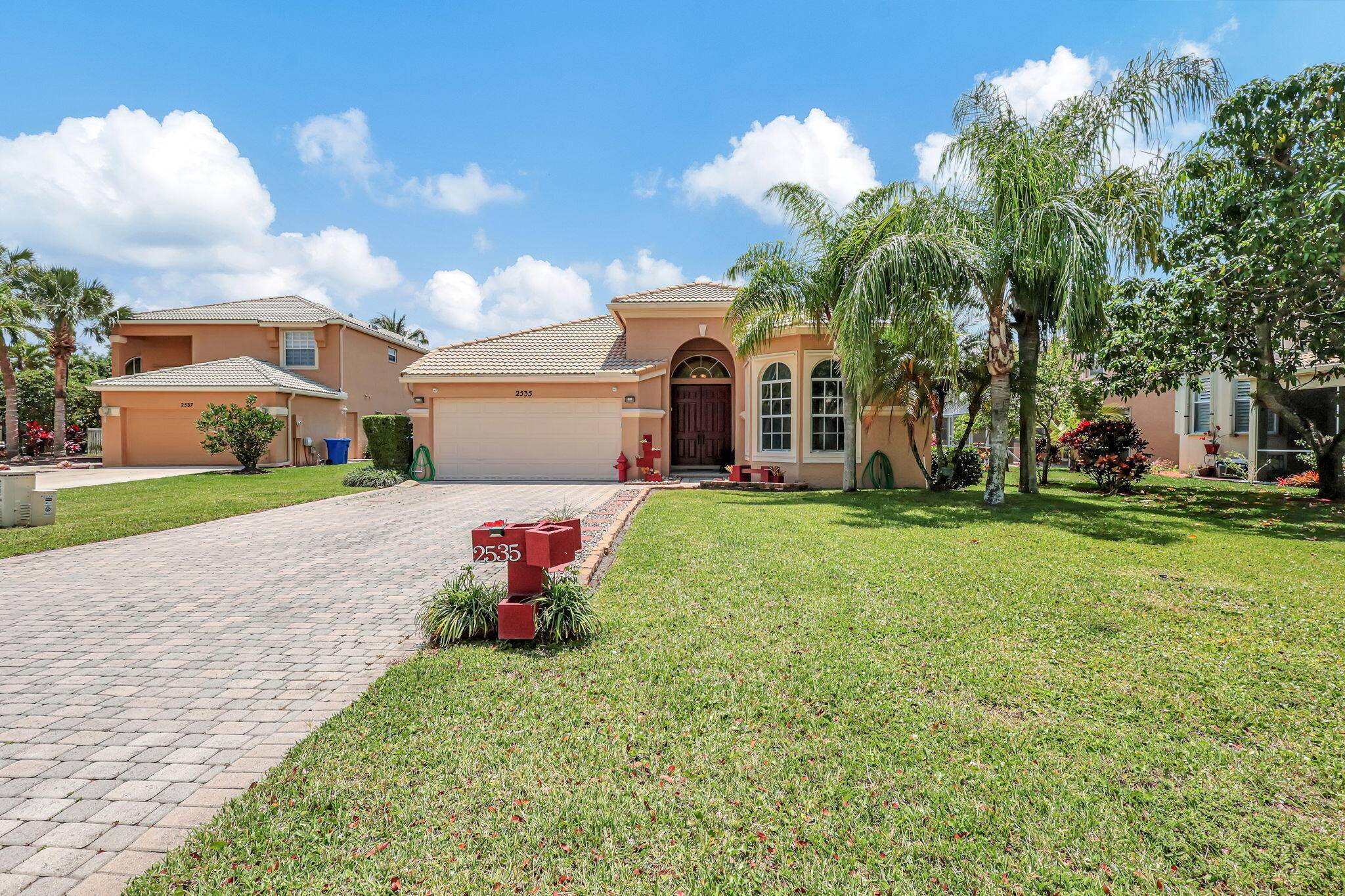 Royal Palm Beach, FL 33411,2535 Glendale CT