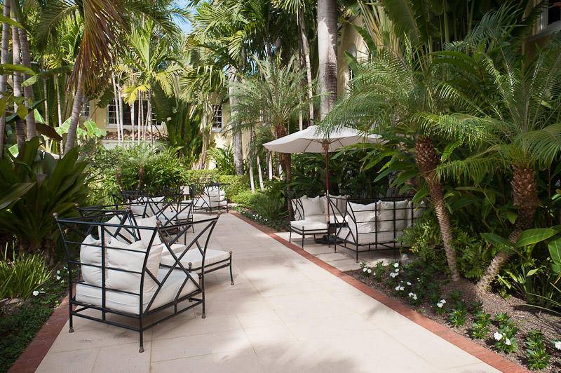 Palm Beach, FL 33480,301 Australian AVE 306