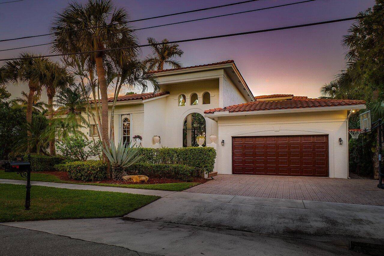 Lantana, FL 33462,200 N Lake DR