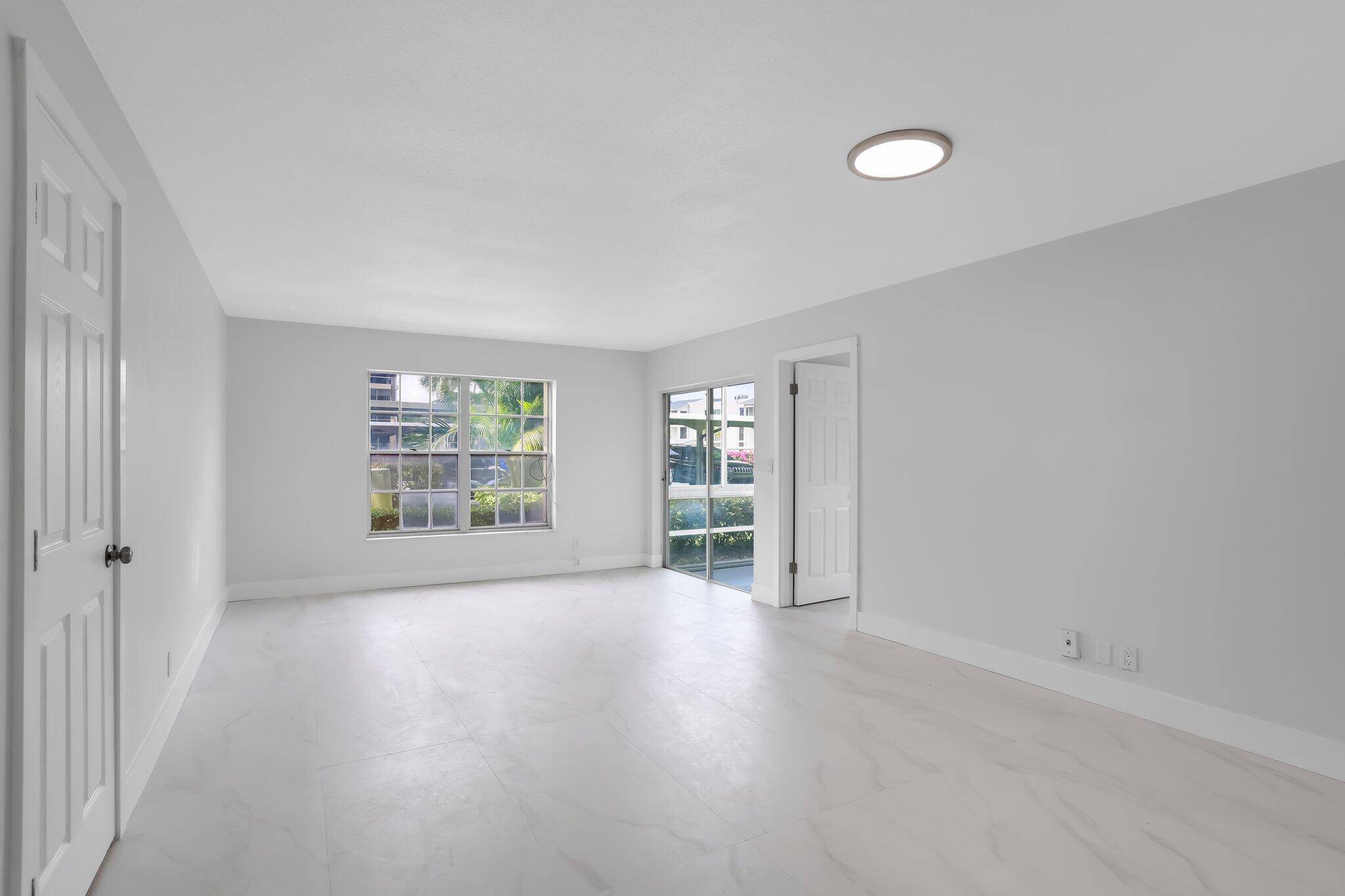 Palm Beach Gardens, FL 33418,5500 Tamberlane CIR 105